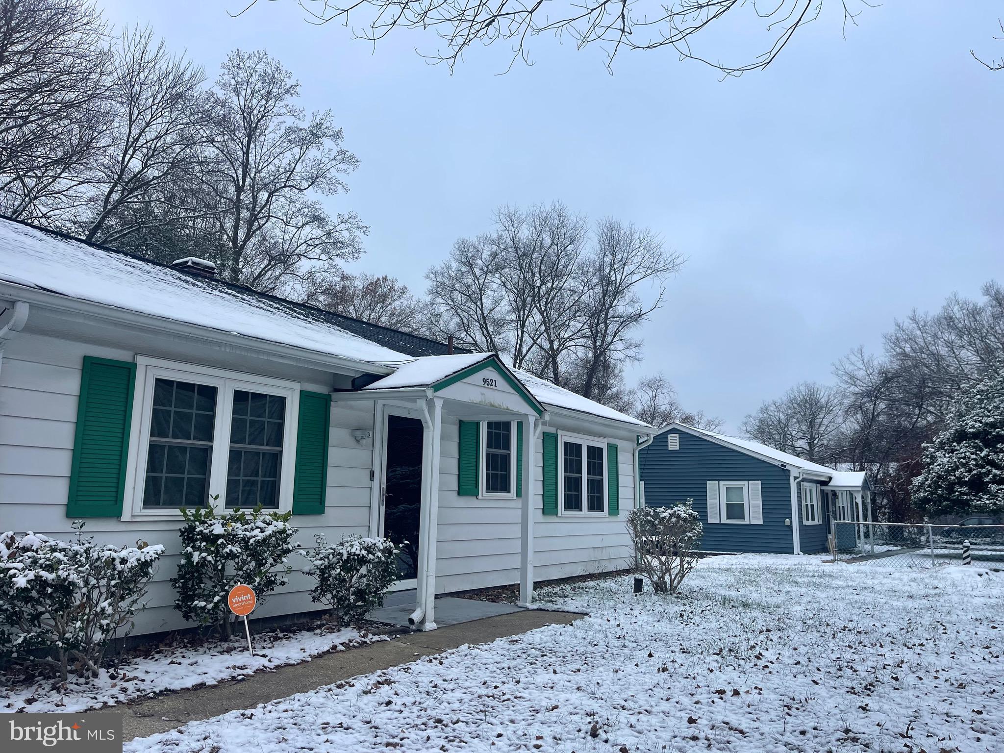 CLINTON - Residential