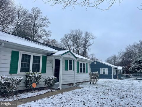 Photo of 9521 Badger Avenue, CLINTON, MD 20735 (MLS # MDPG2185828)