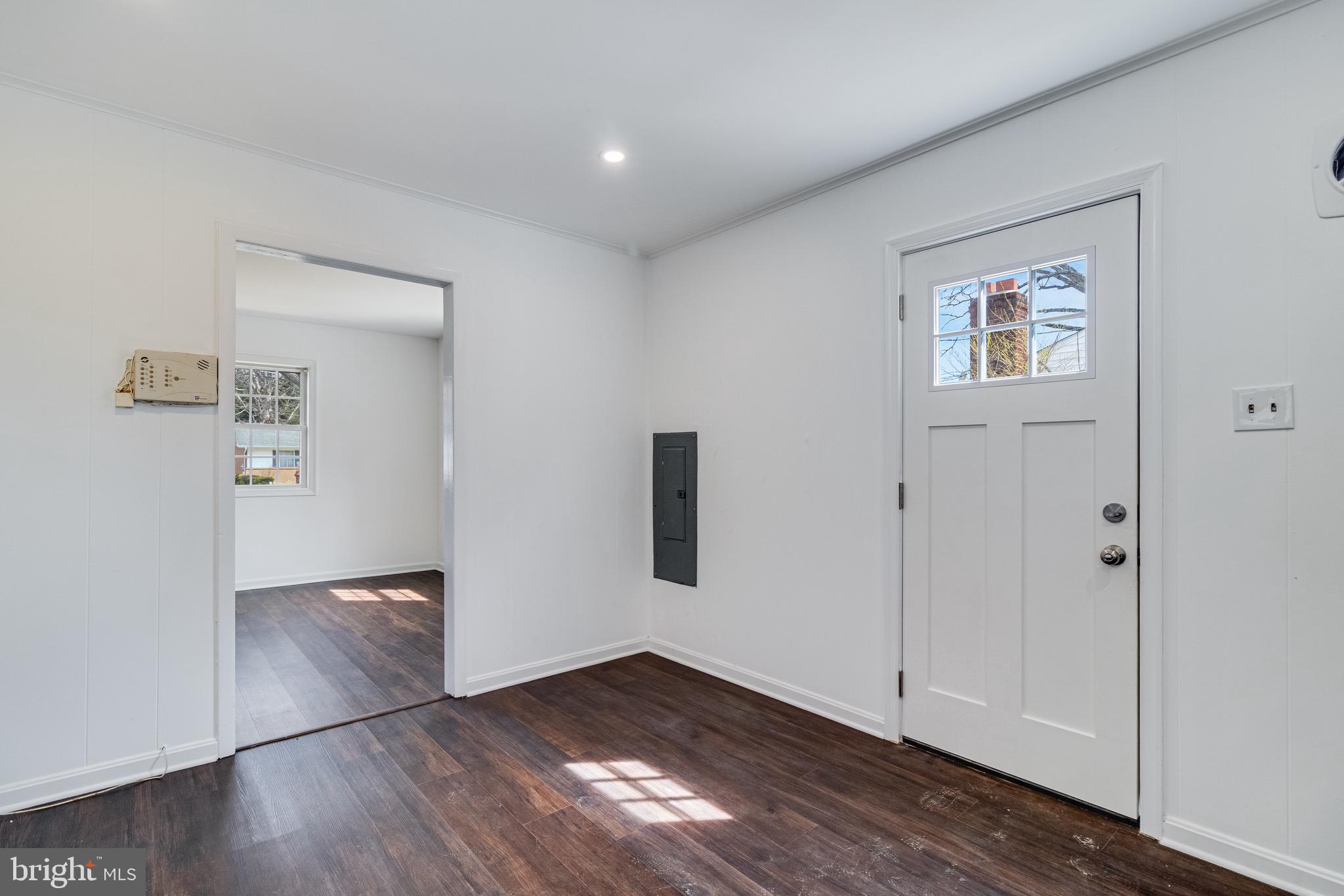 CLINTON - Residential