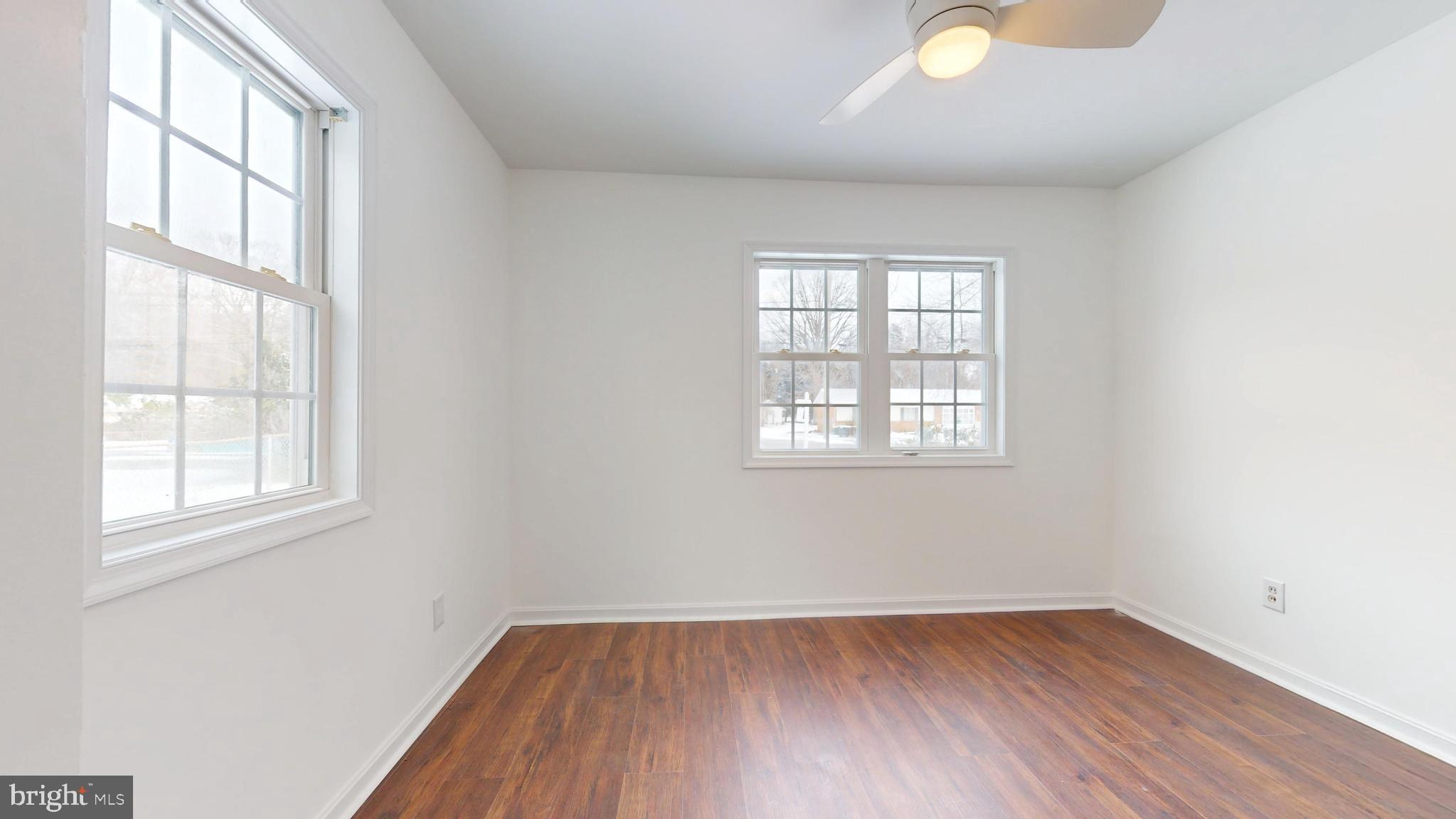 CLINTON - Residential