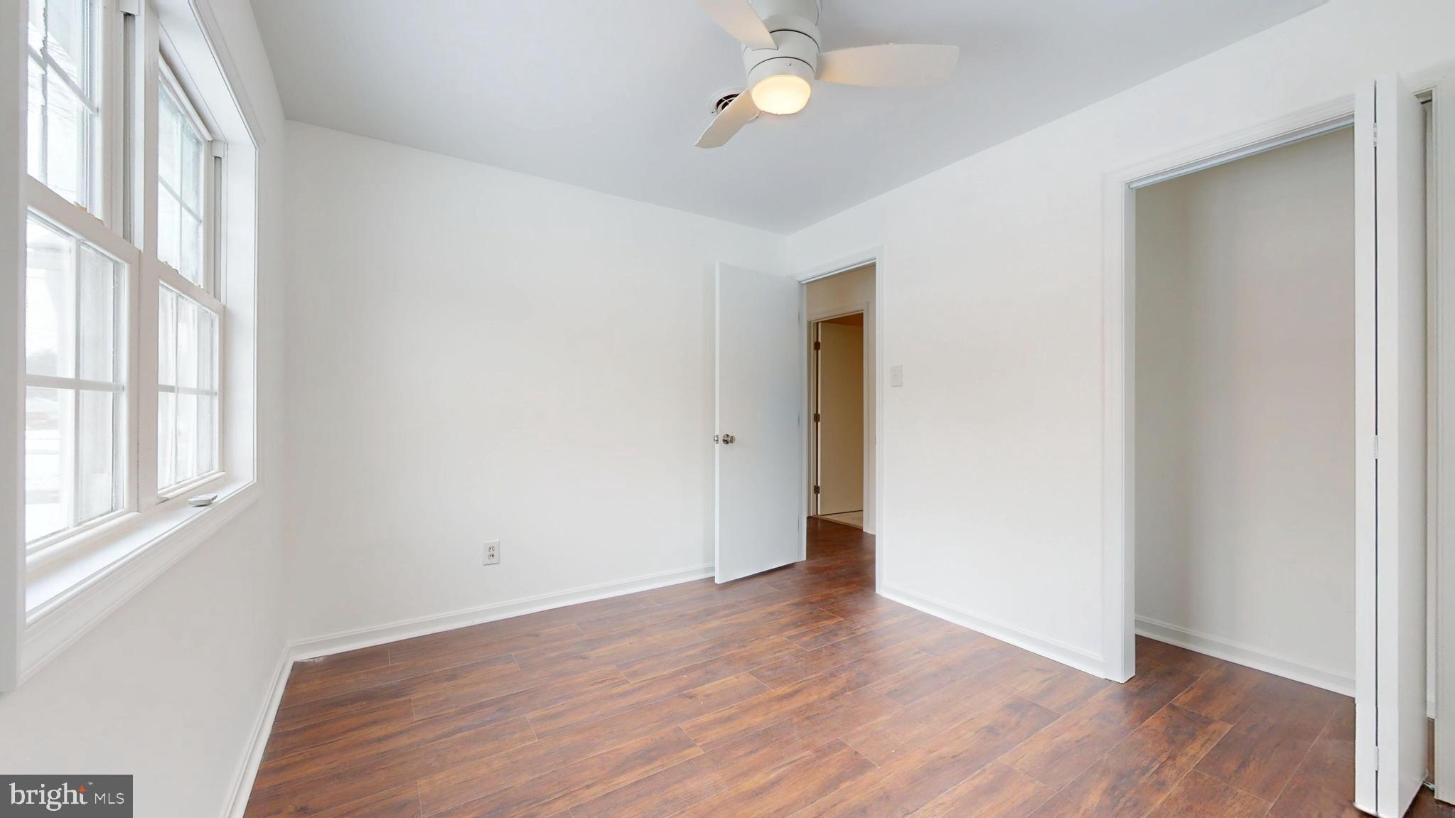 CLINTON - Residential