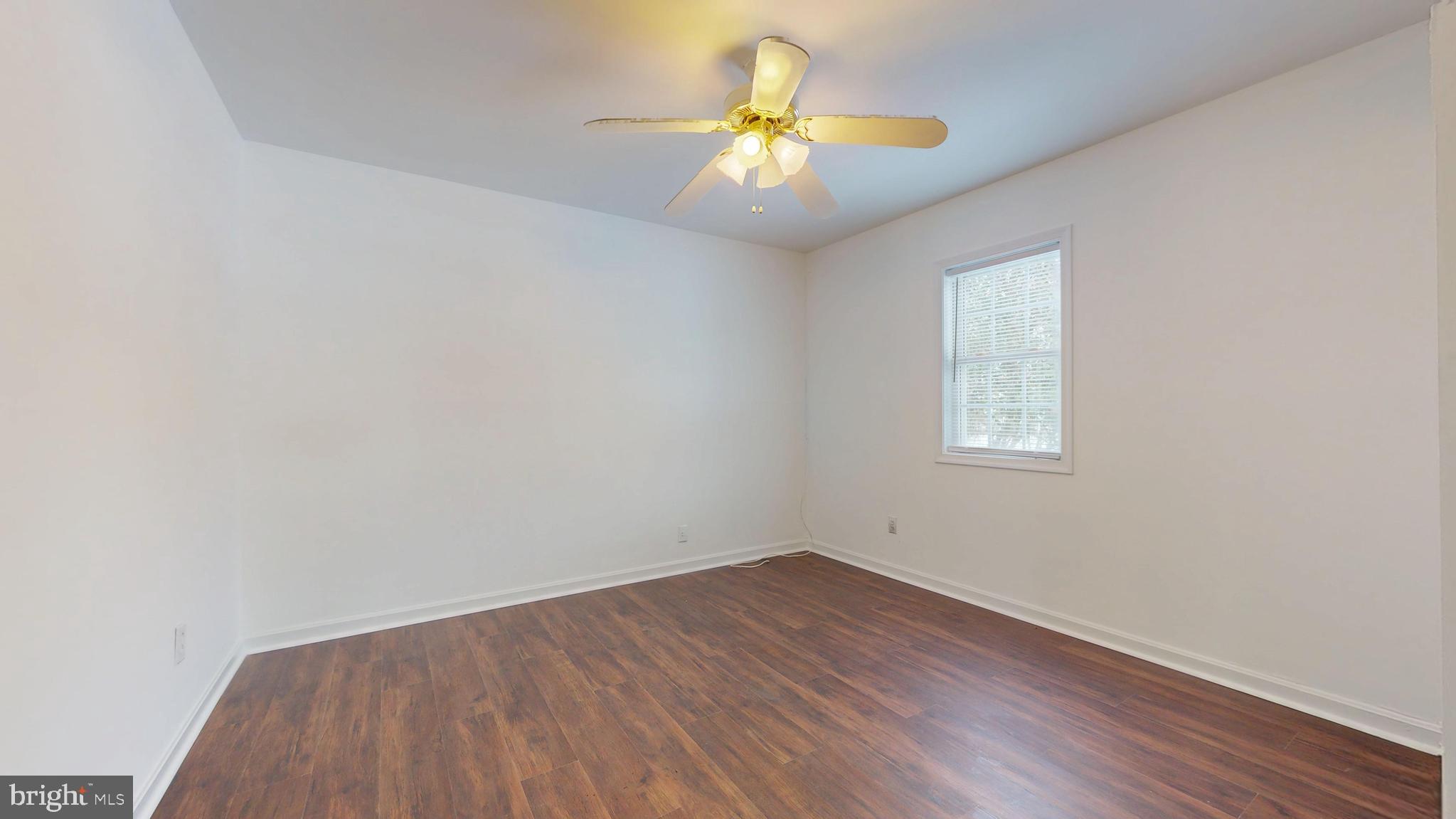 CLINTON - Residential