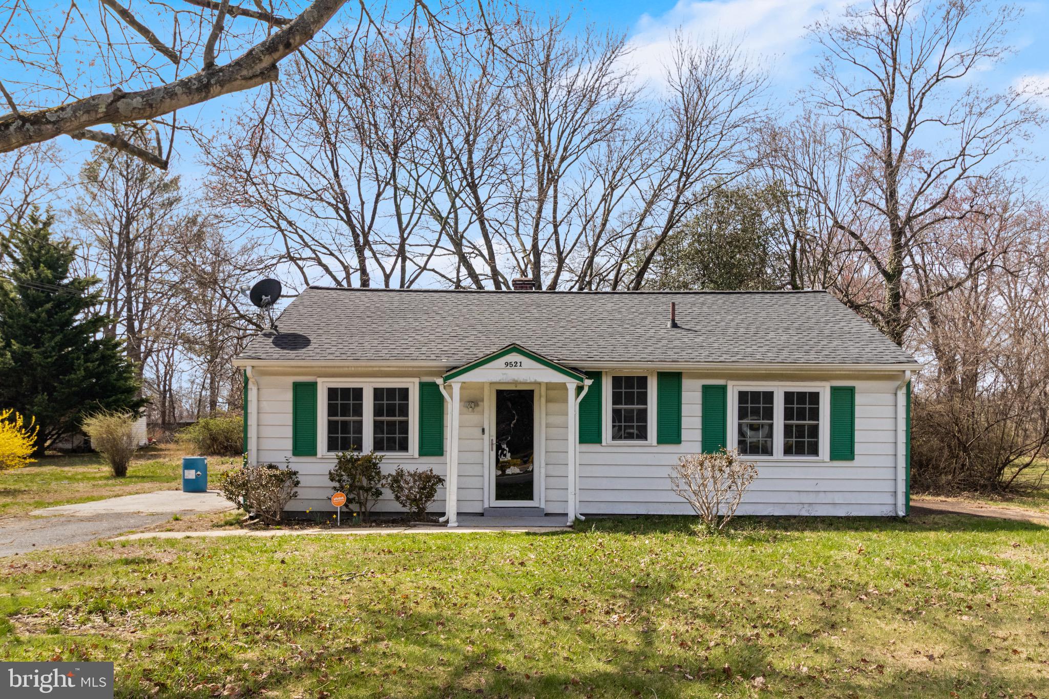 CLINTON - Residential