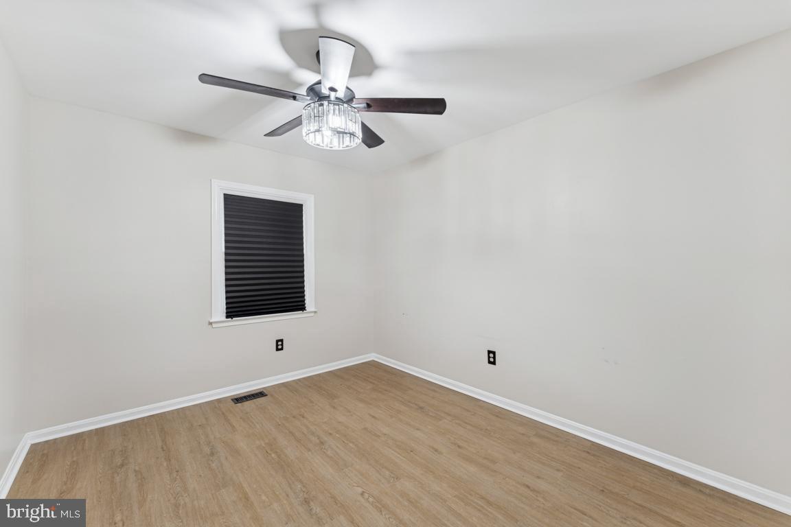 WHISKEY BOTTOM - Residential Lease