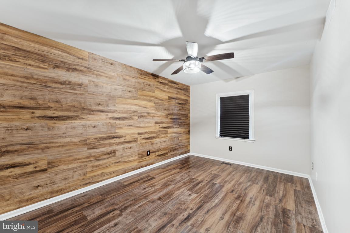 WHISKEY BOTTOM - Residential Lease