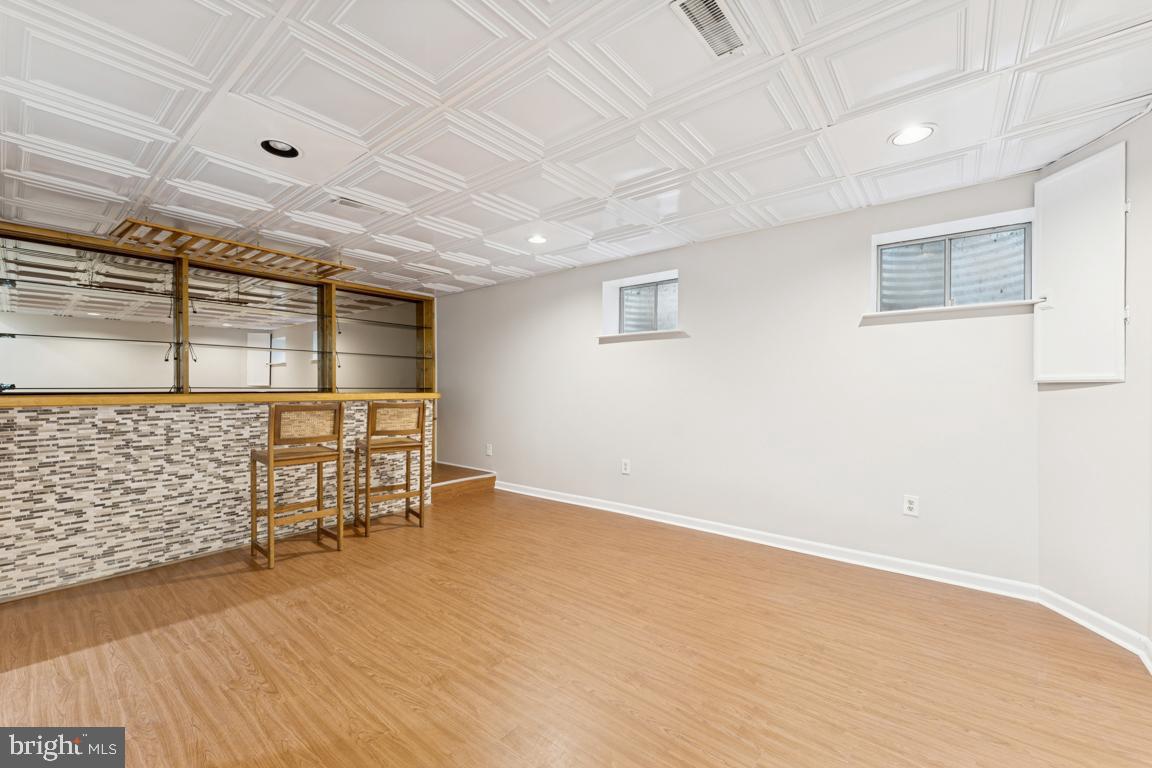 WHISKEY BOTTOM - Residential Lease