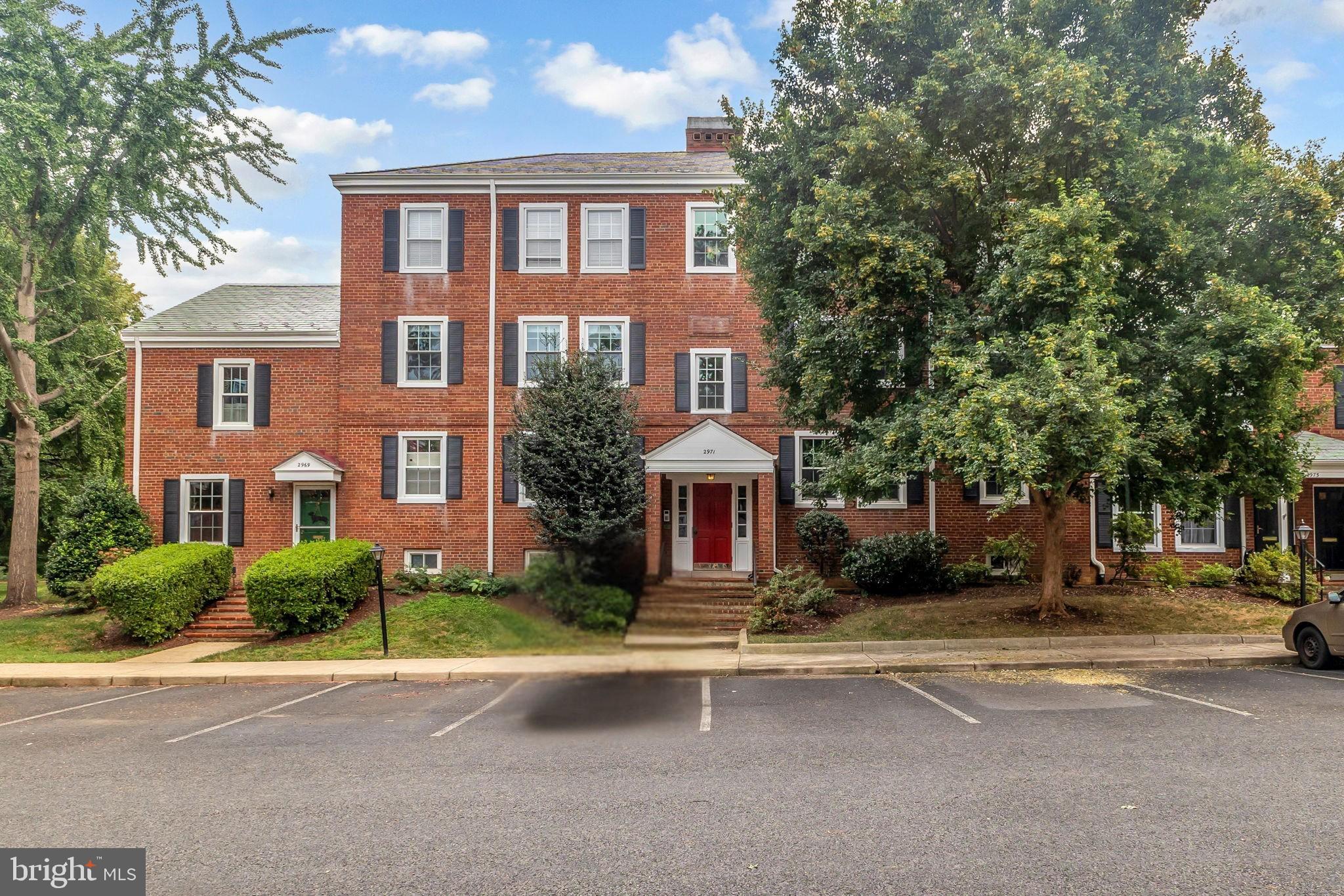 FAIRLINGTON VILLAGES - Residential Lease