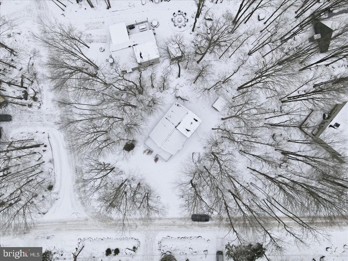 ARROWHEAD LAKES - Residential