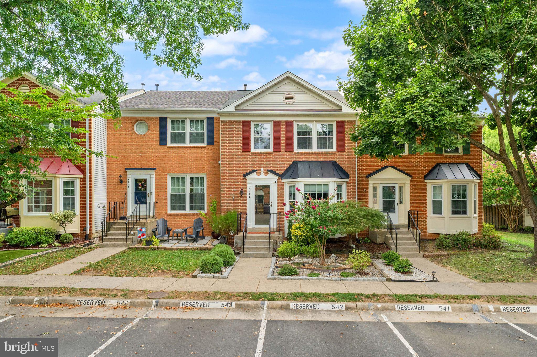 6614 SKY BLUE COURT