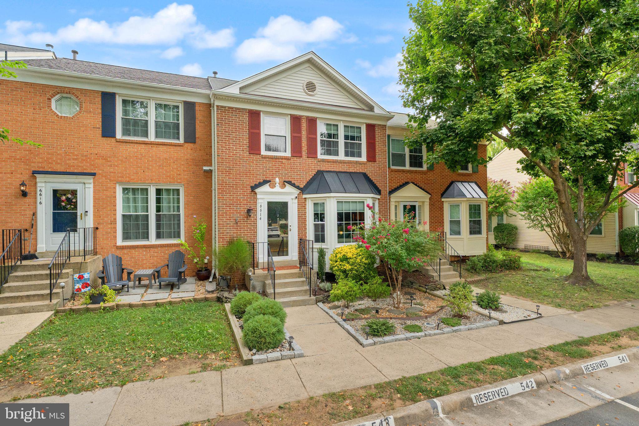 6614 SKY BLUE COURT