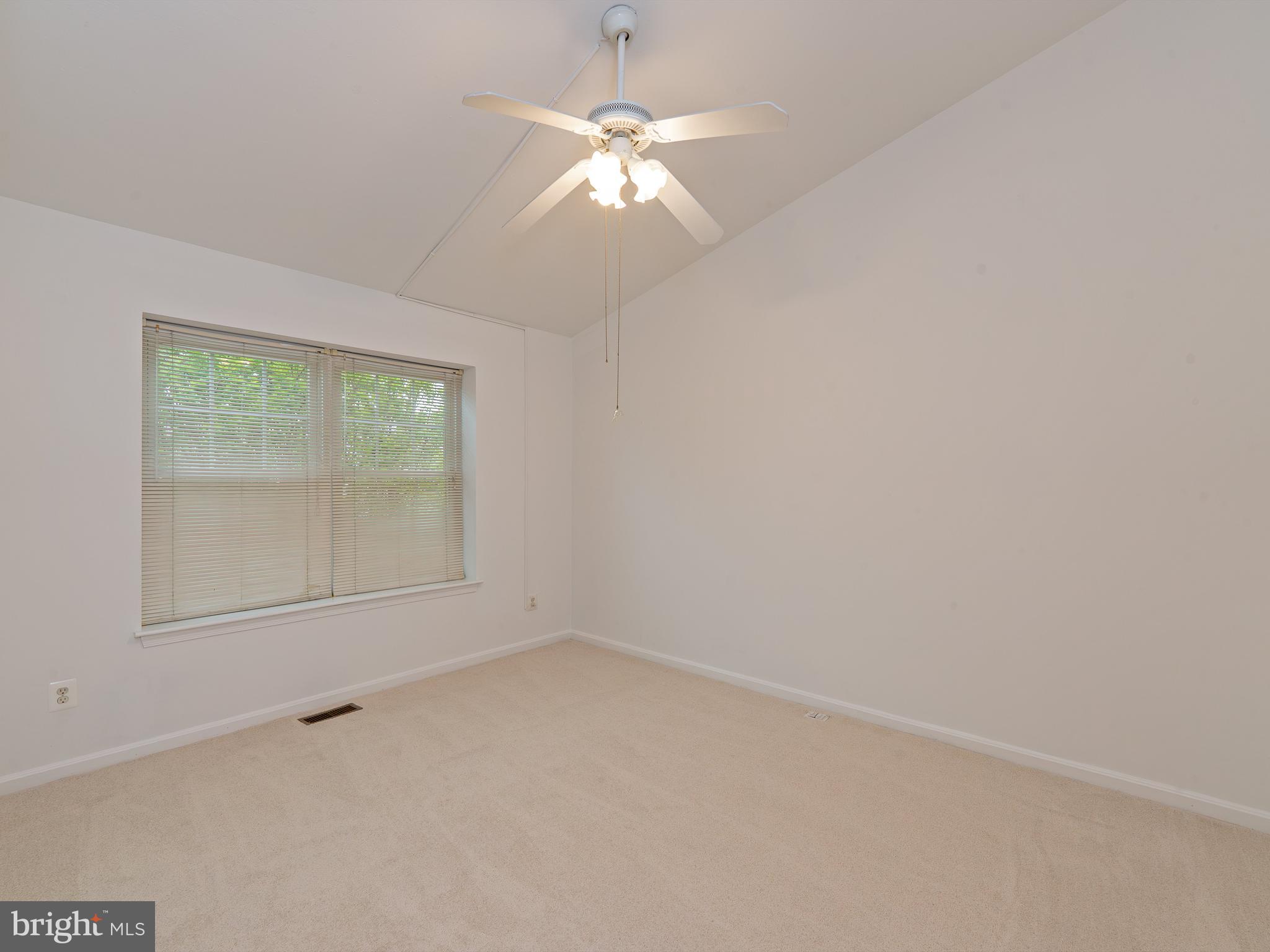 ROLLING RIDGE - Residential