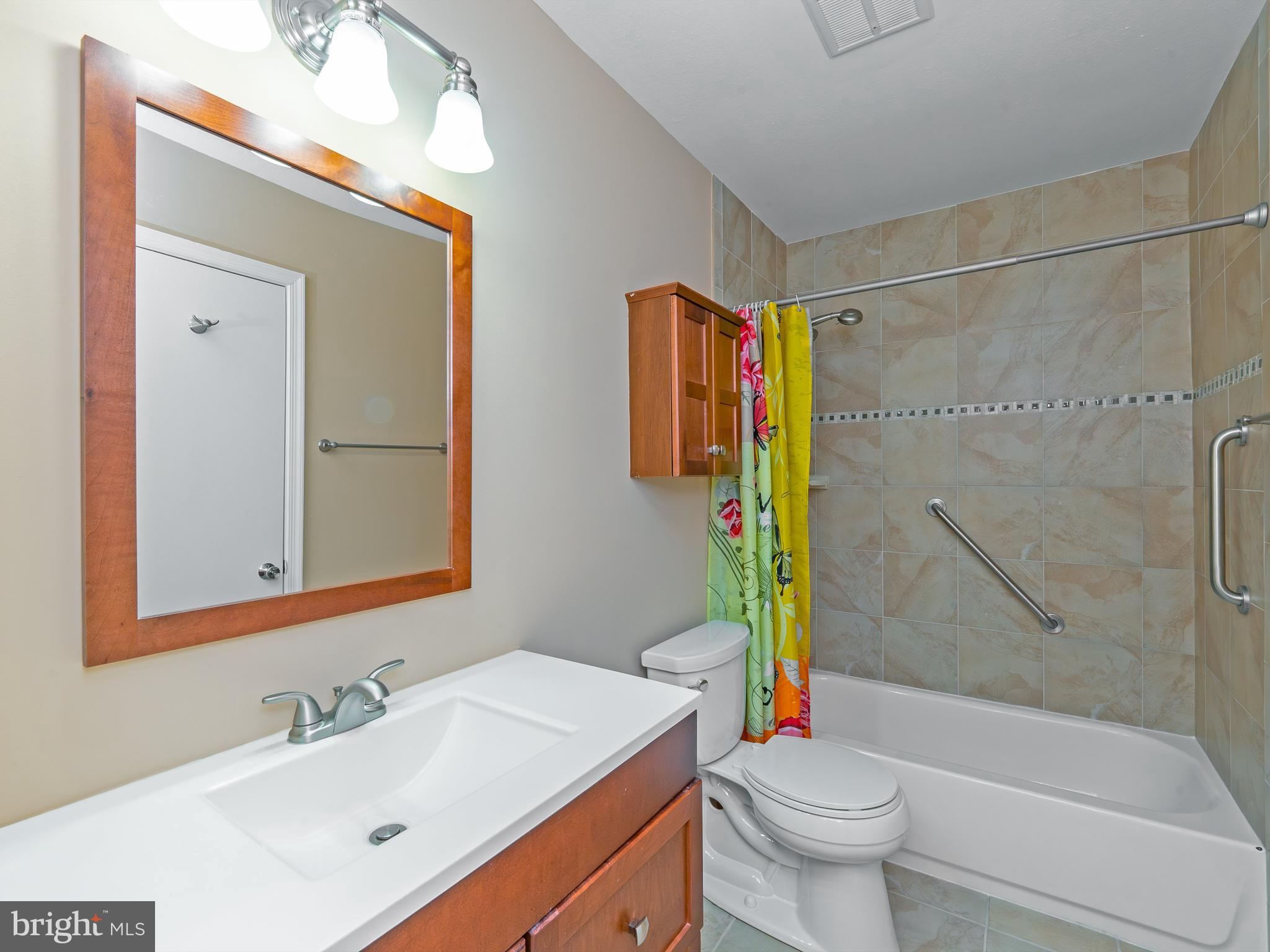 ROLLING RIDGE - Residential