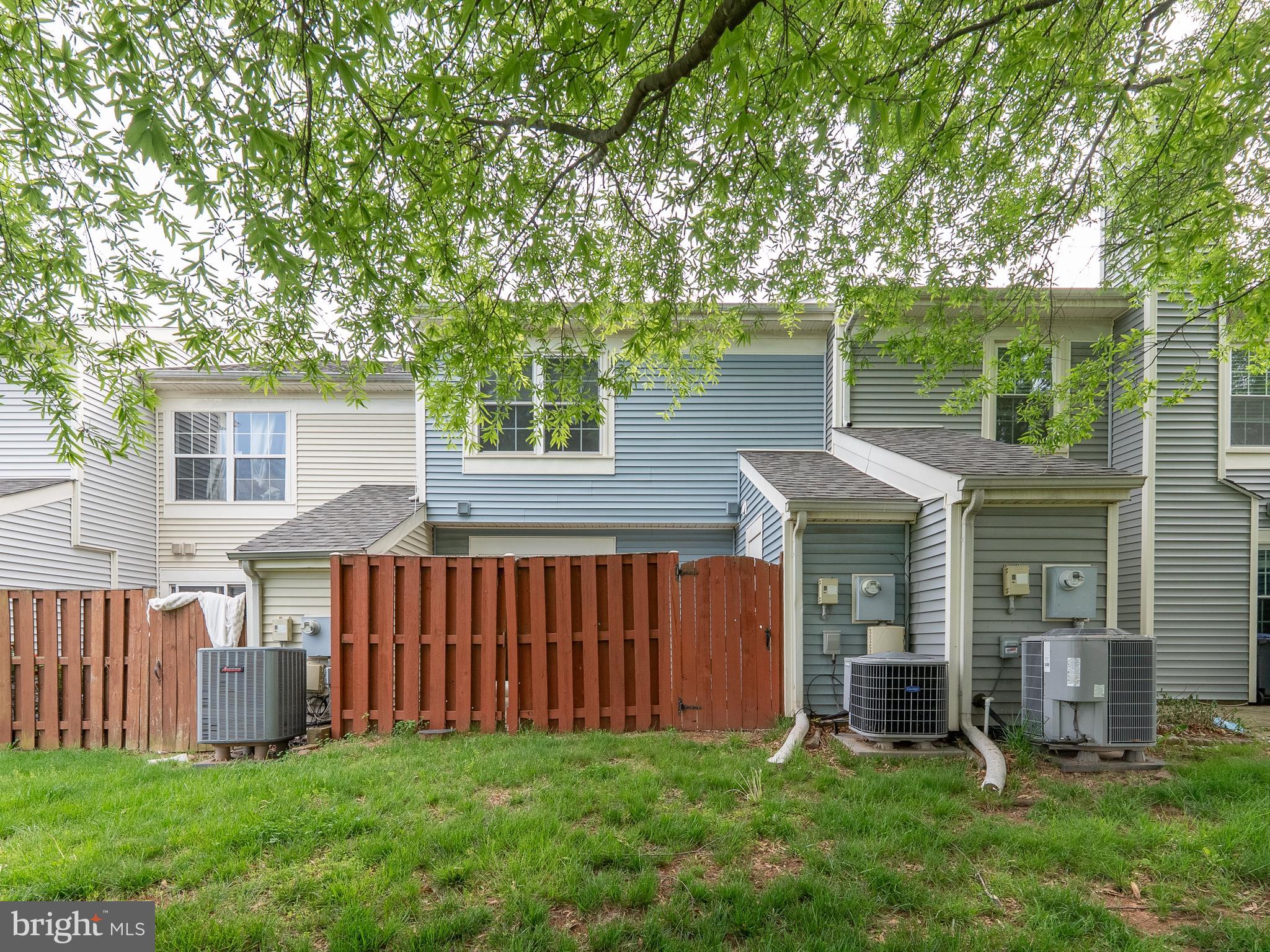 ROLLING RIDGE - Residential