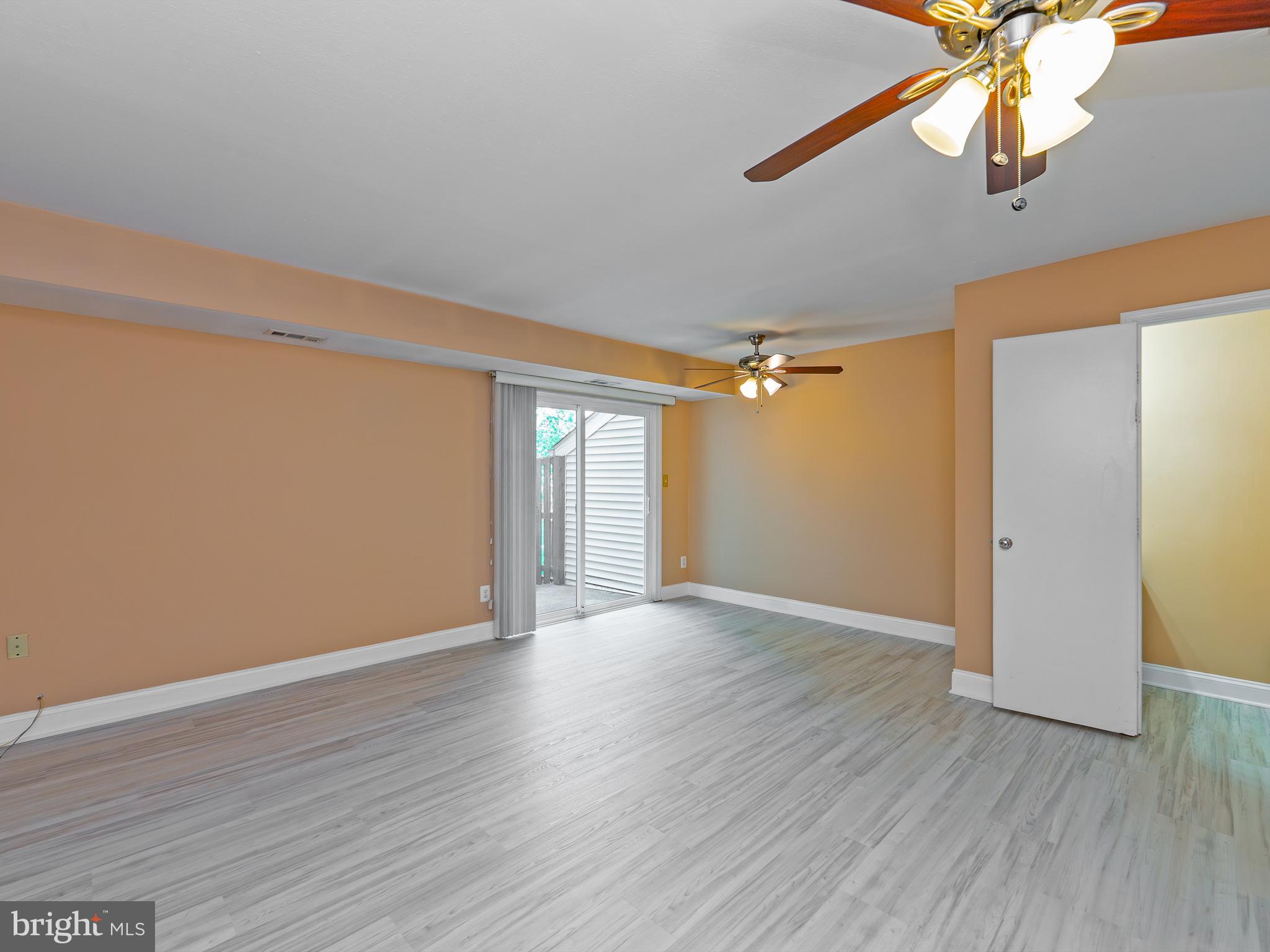 ROLLING RIDGE - Residential