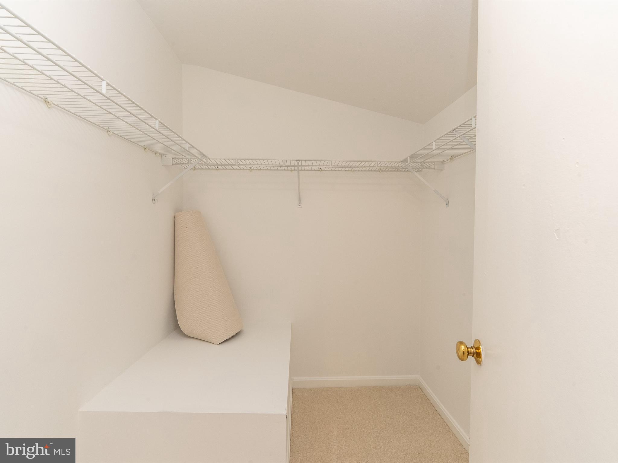 ROLLING RIDGE - Residential