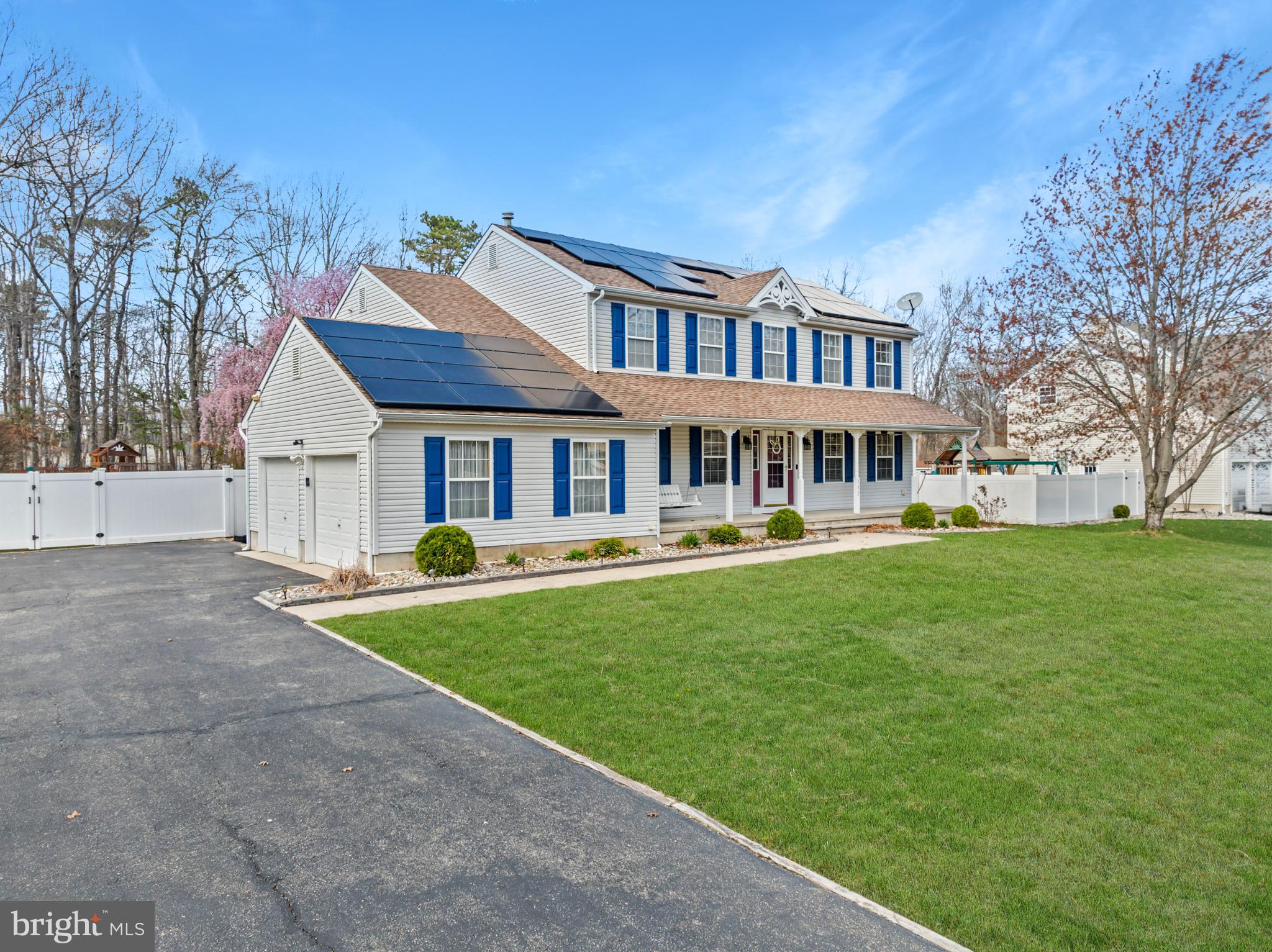 132 HEATHERINGTON COURT