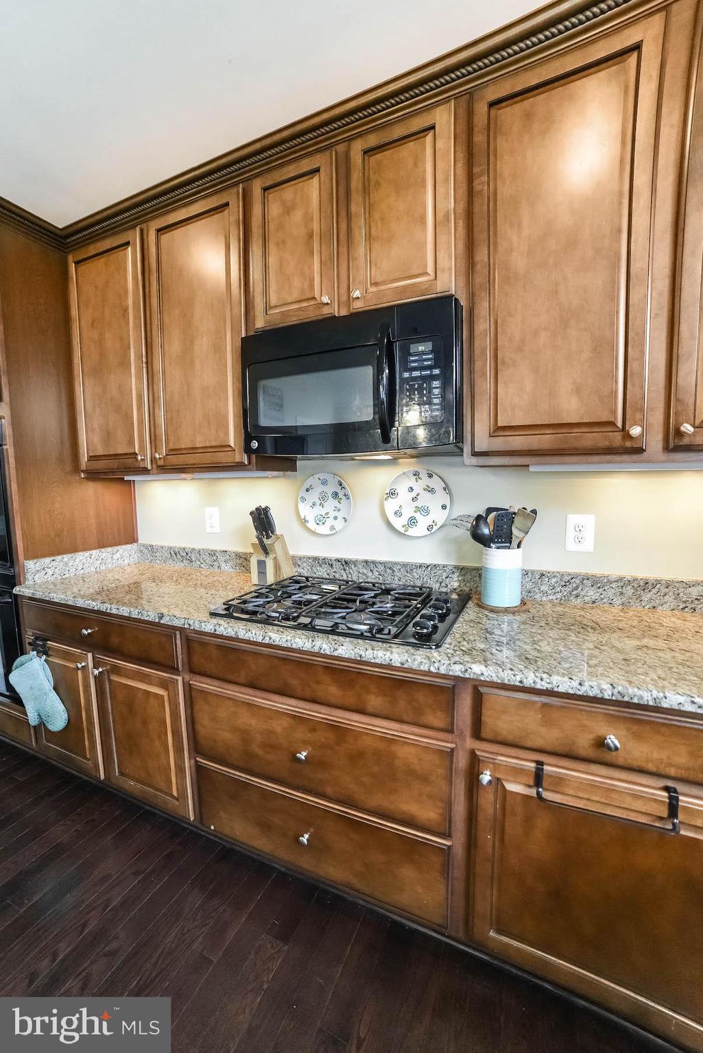 ESTATES AT JOY CHAPEL - Residential