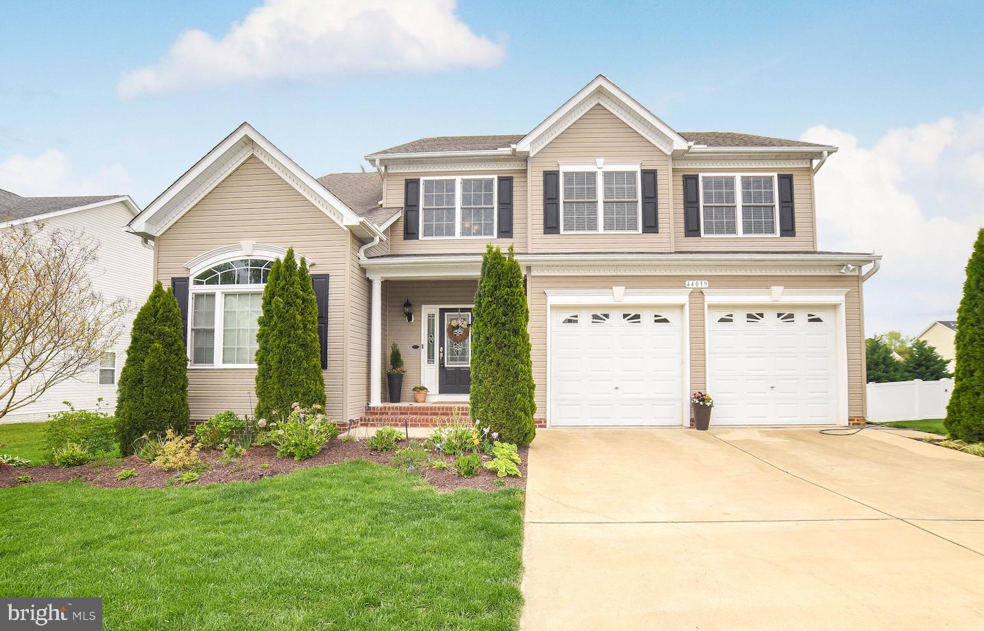 ESTATES AT JOY CHAPEL - Residential