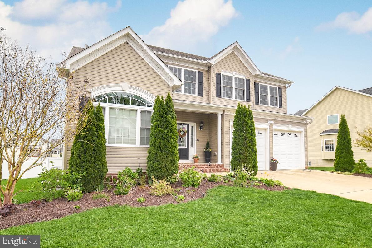 ESTATES AT JOY CHAPEL - Residential