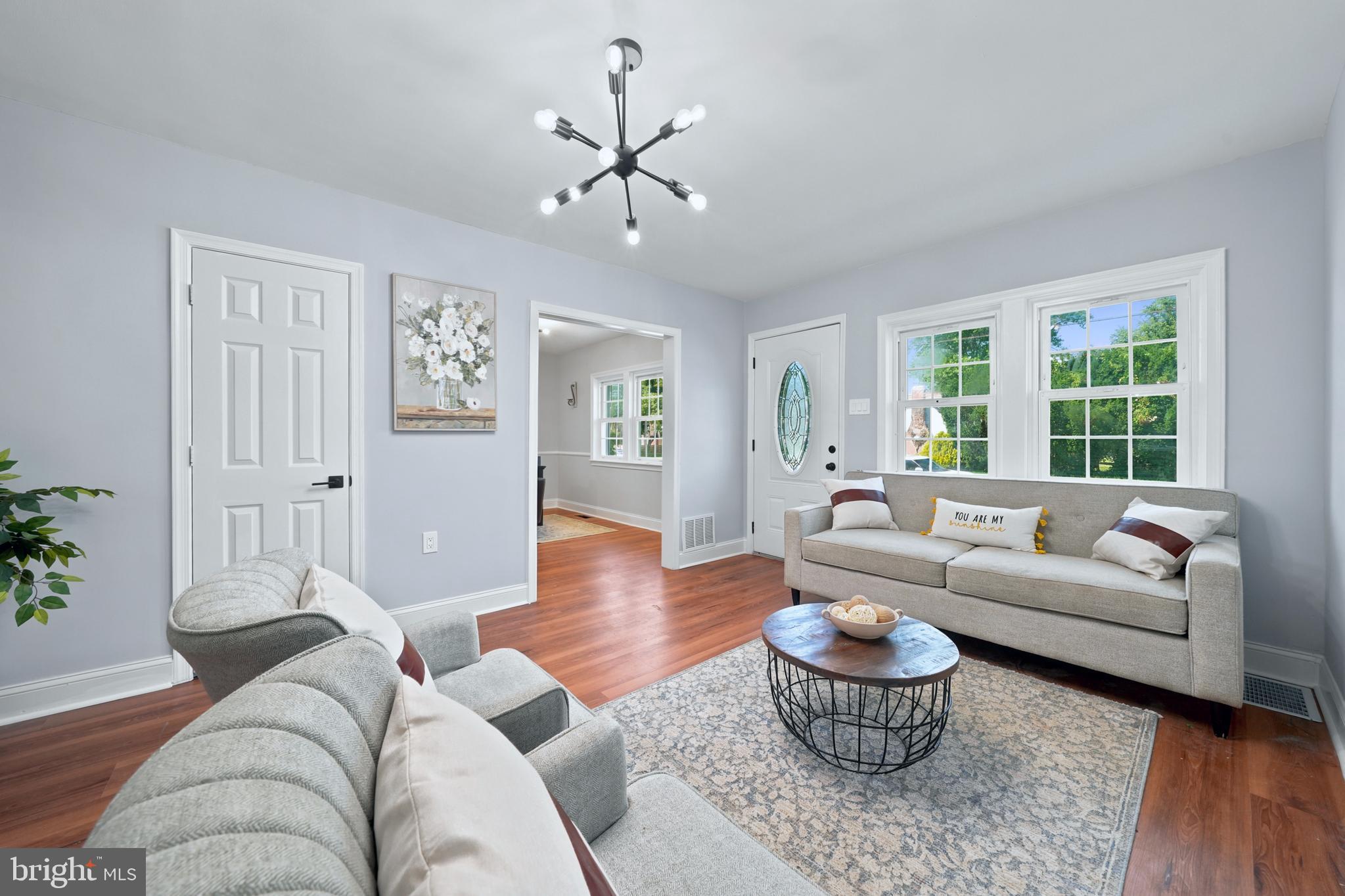 113 W VAN BUREN AVENUE