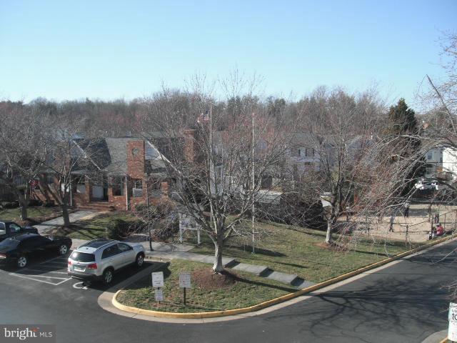 SUNNINGDALE MEADOWS - Residential Lease