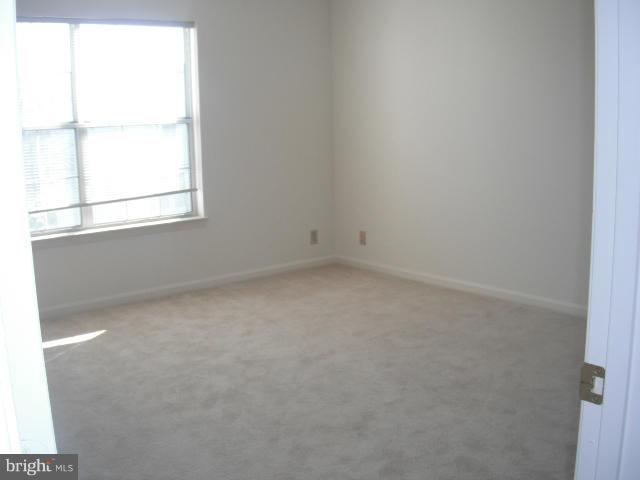 SUNNINGDALE MEADOWS - Residential Lease