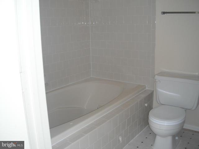 SUNNINGDALE MEADOWS - Residential Lease