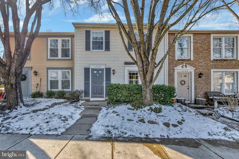 12127 PURPLE SAGE COURT RESTON VA 20194