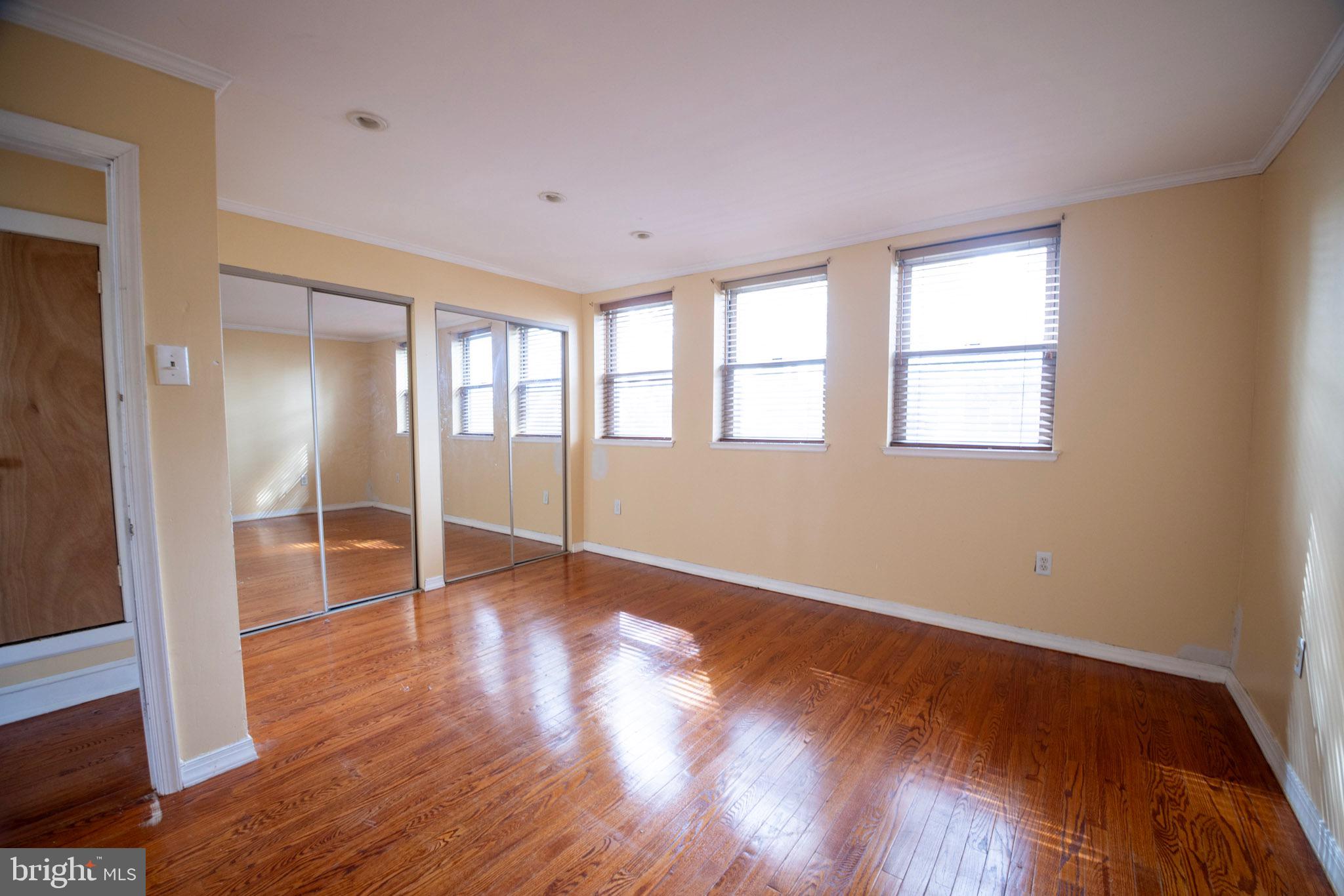 PHILADELPHIA (SOUTH) - Residential