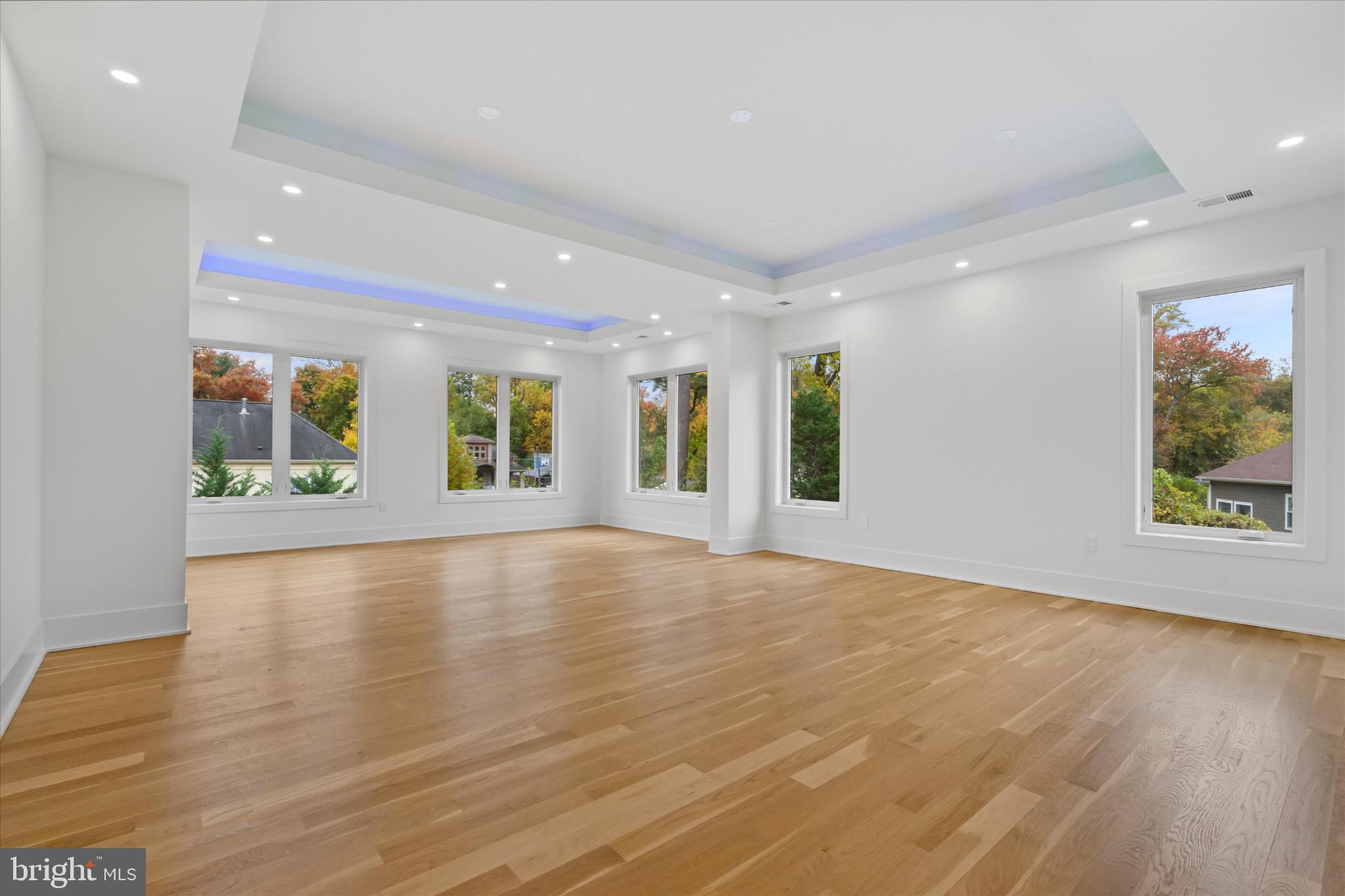 PIMMIT HILLS - Residential