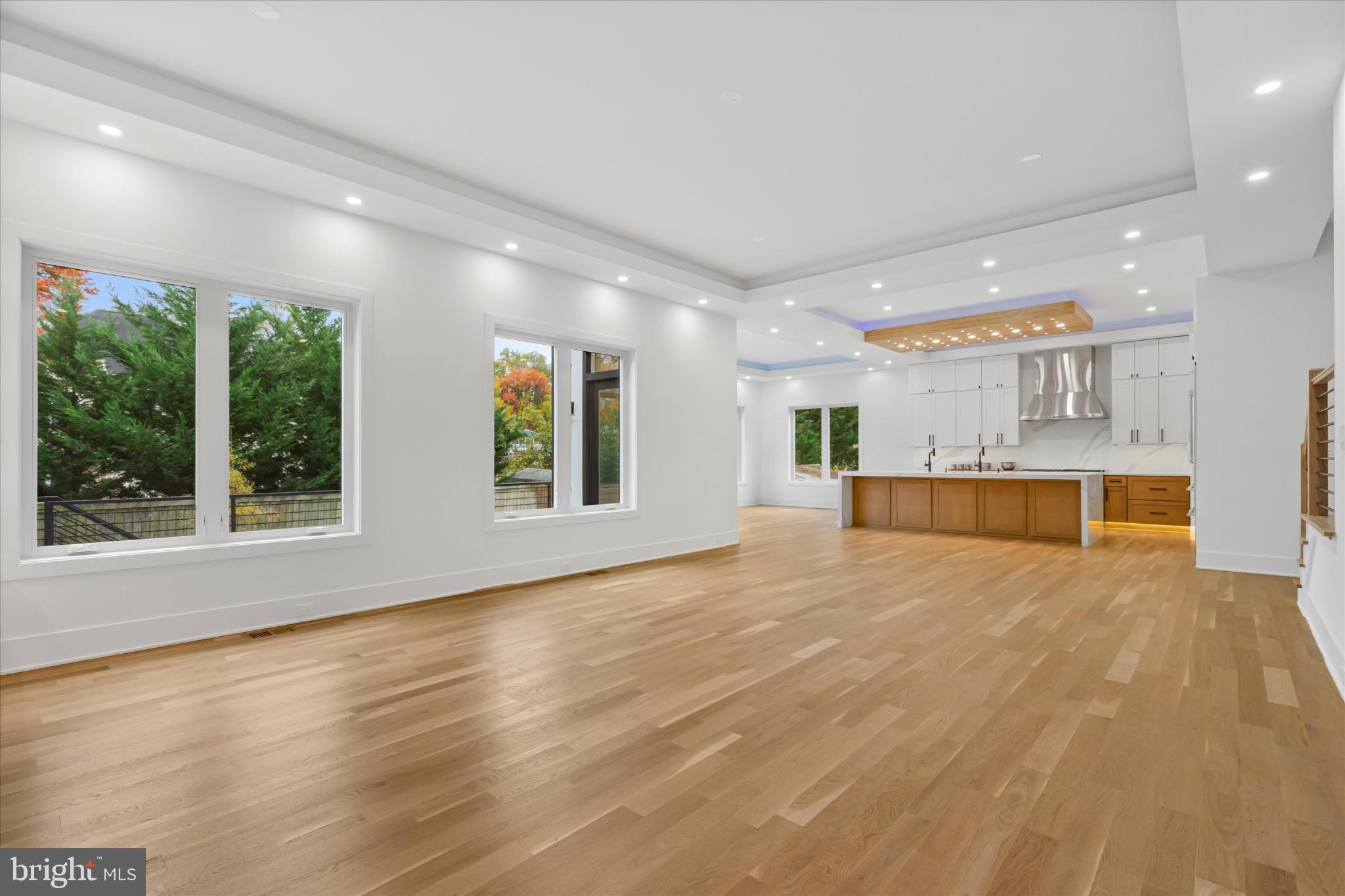 PIMMIT HILLS - Residential