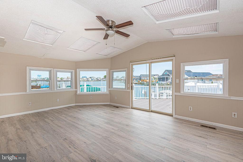 MONTEGO BAY - Residential