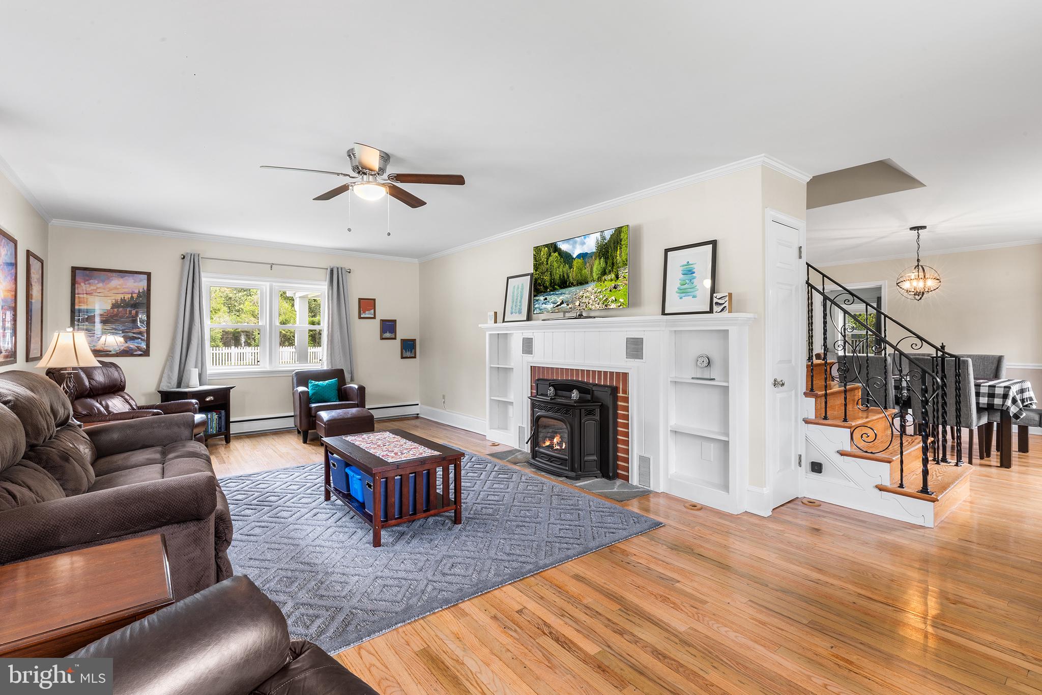 115 MAPLE LANE