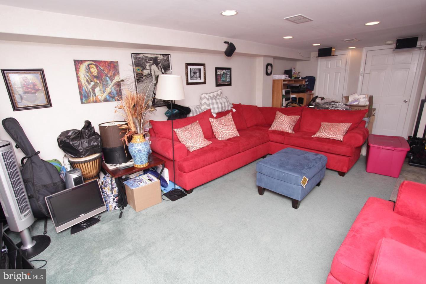 COLLINGDALE - Residential