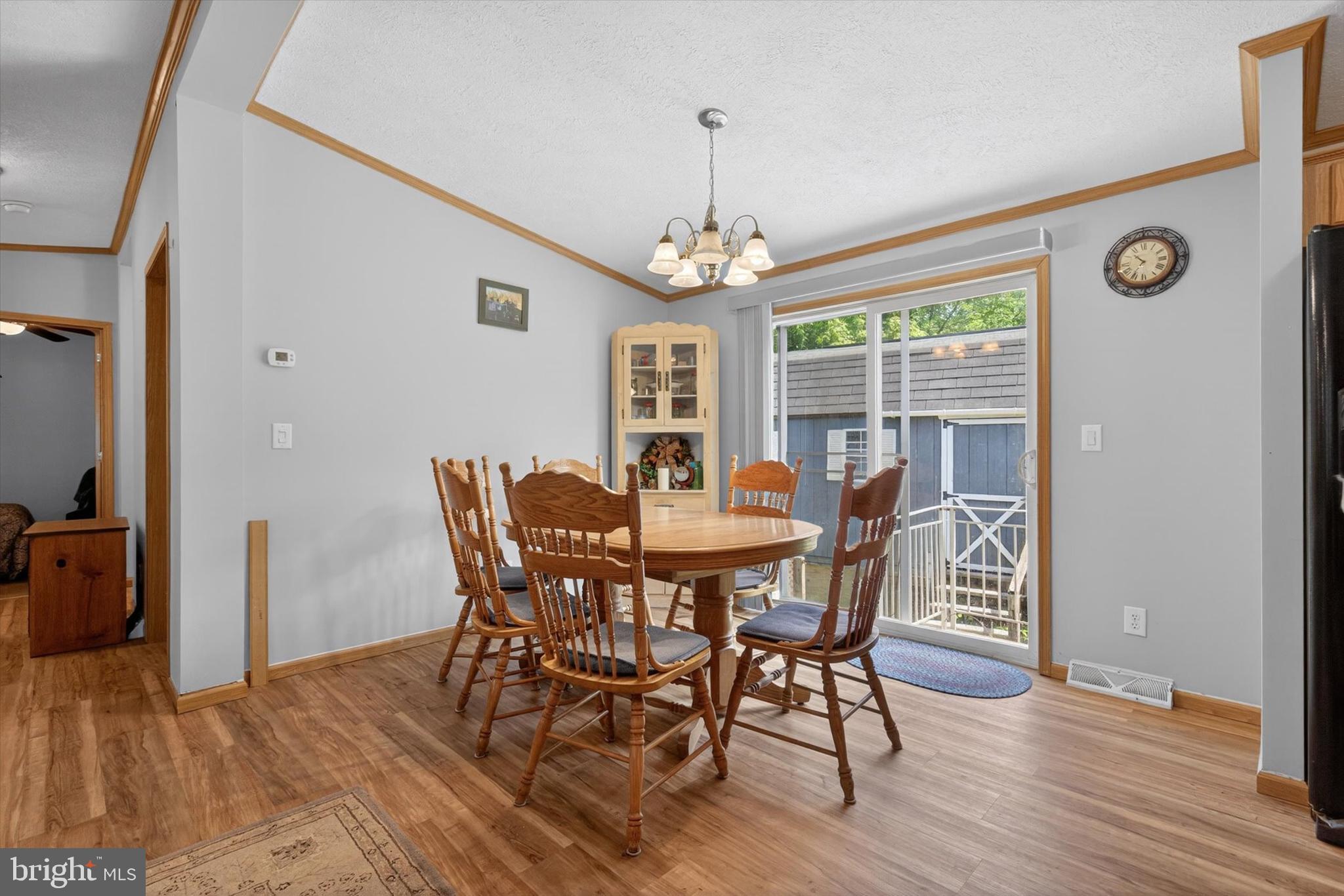 910 PINES ROAD