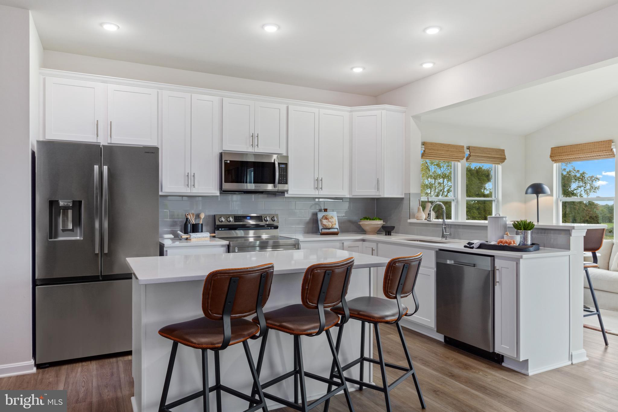 2 MILLFIELD DR