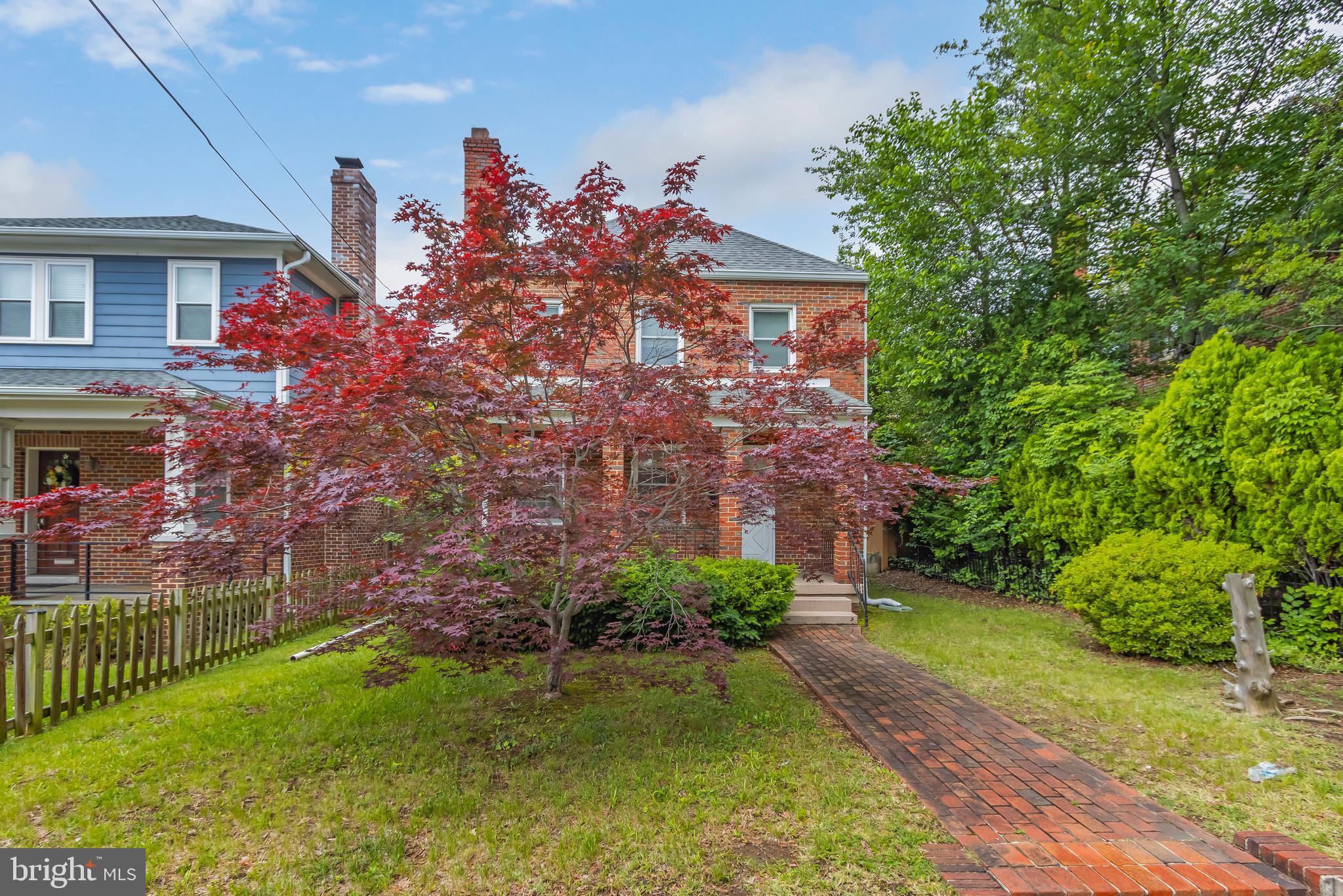 5520 NORTH CAPITOL STREET NW