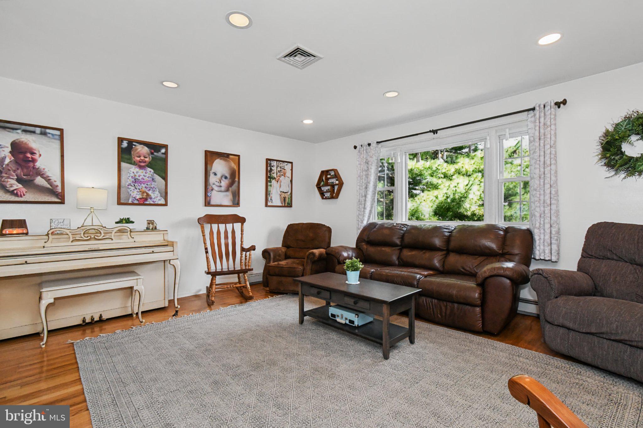 117 MEADOWLAND DRIVE