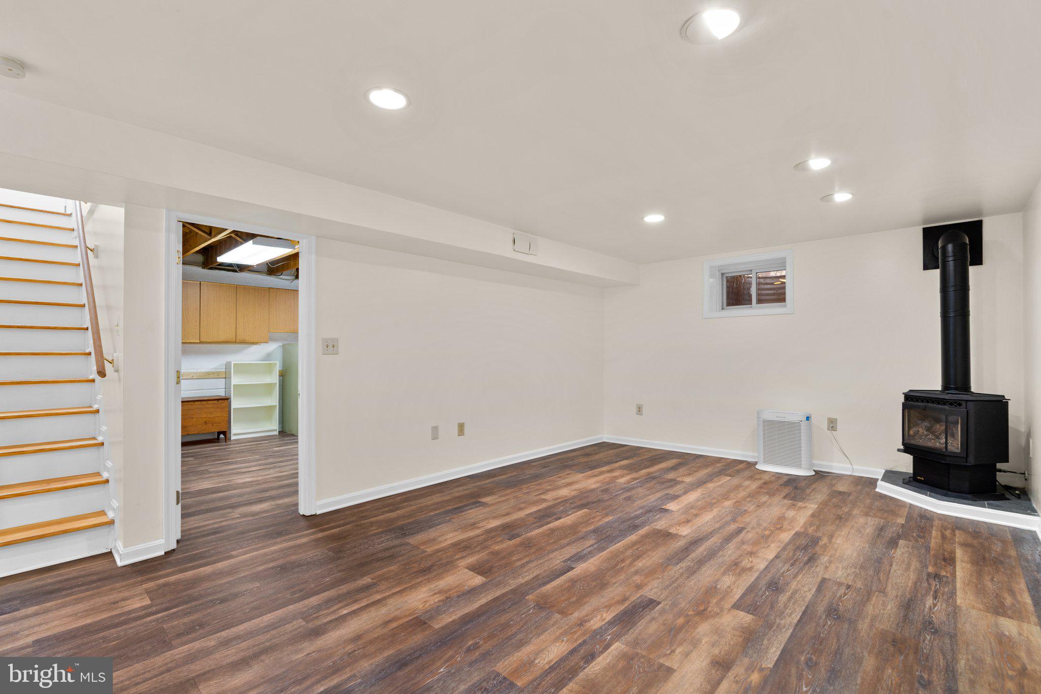 CONN AVE HILLS - Residential