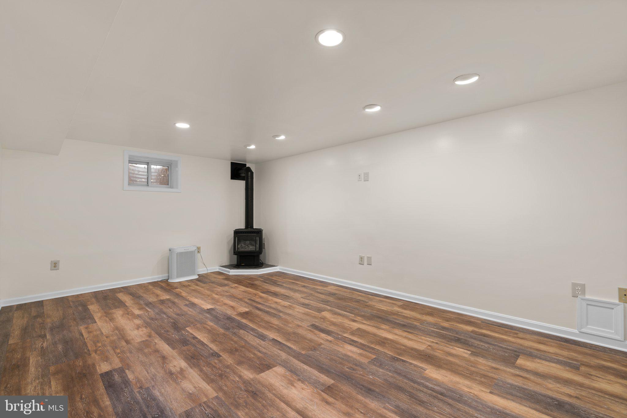 CONN AVE HILLS - Residential