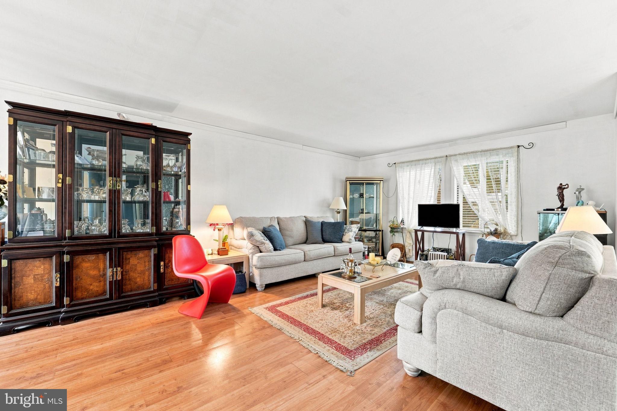 11 NETTLETREE DRIVE