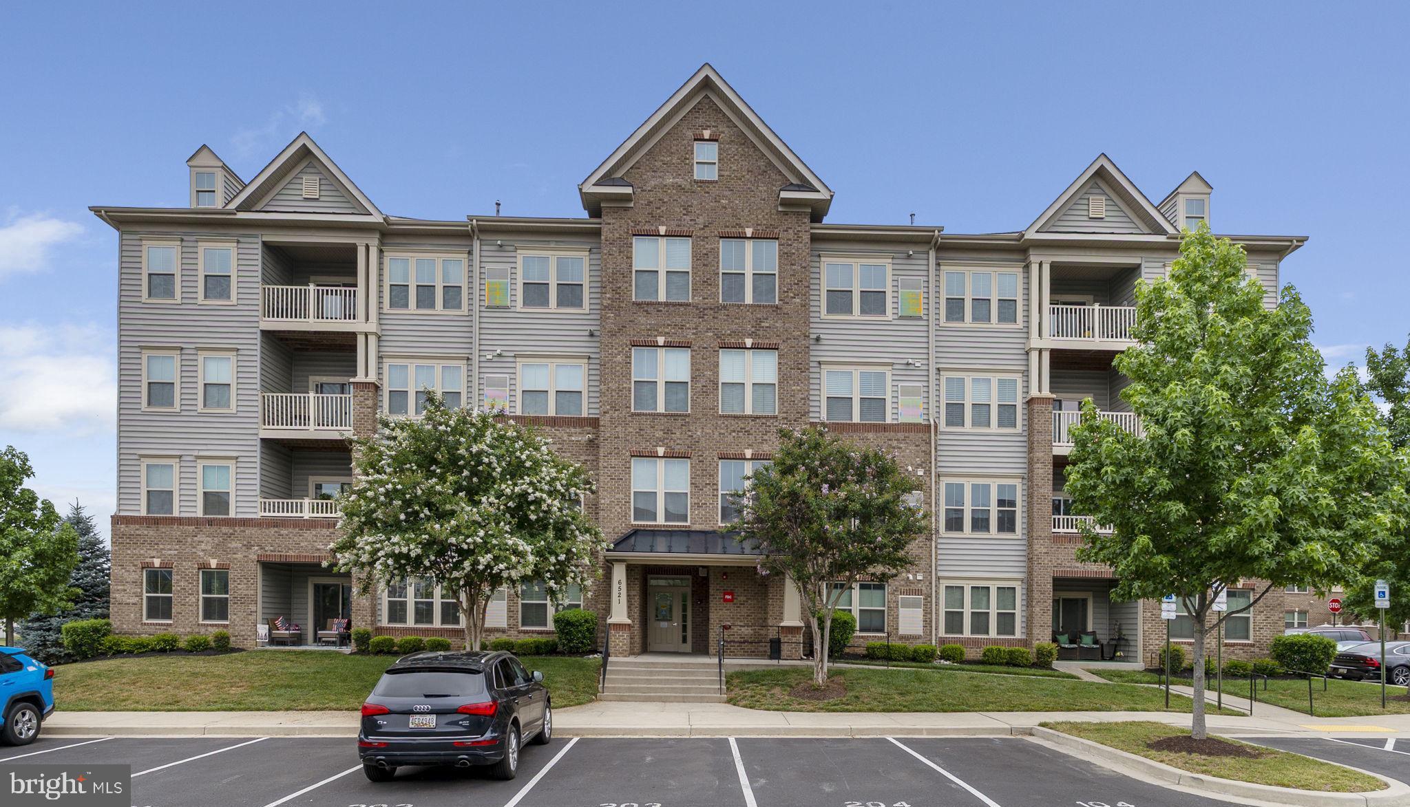 Photo 1 of 31 — 6521 WALCOTT LANE 402, FREDERICK, MD 21703