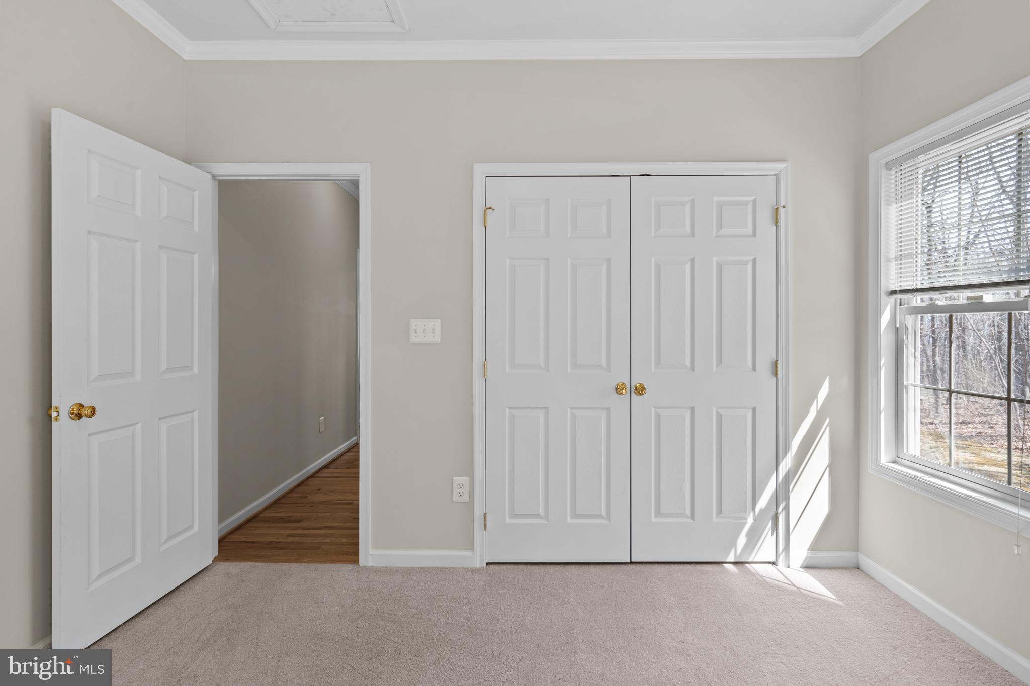 MOSBY MOUNTAIN ESTATES - Residential