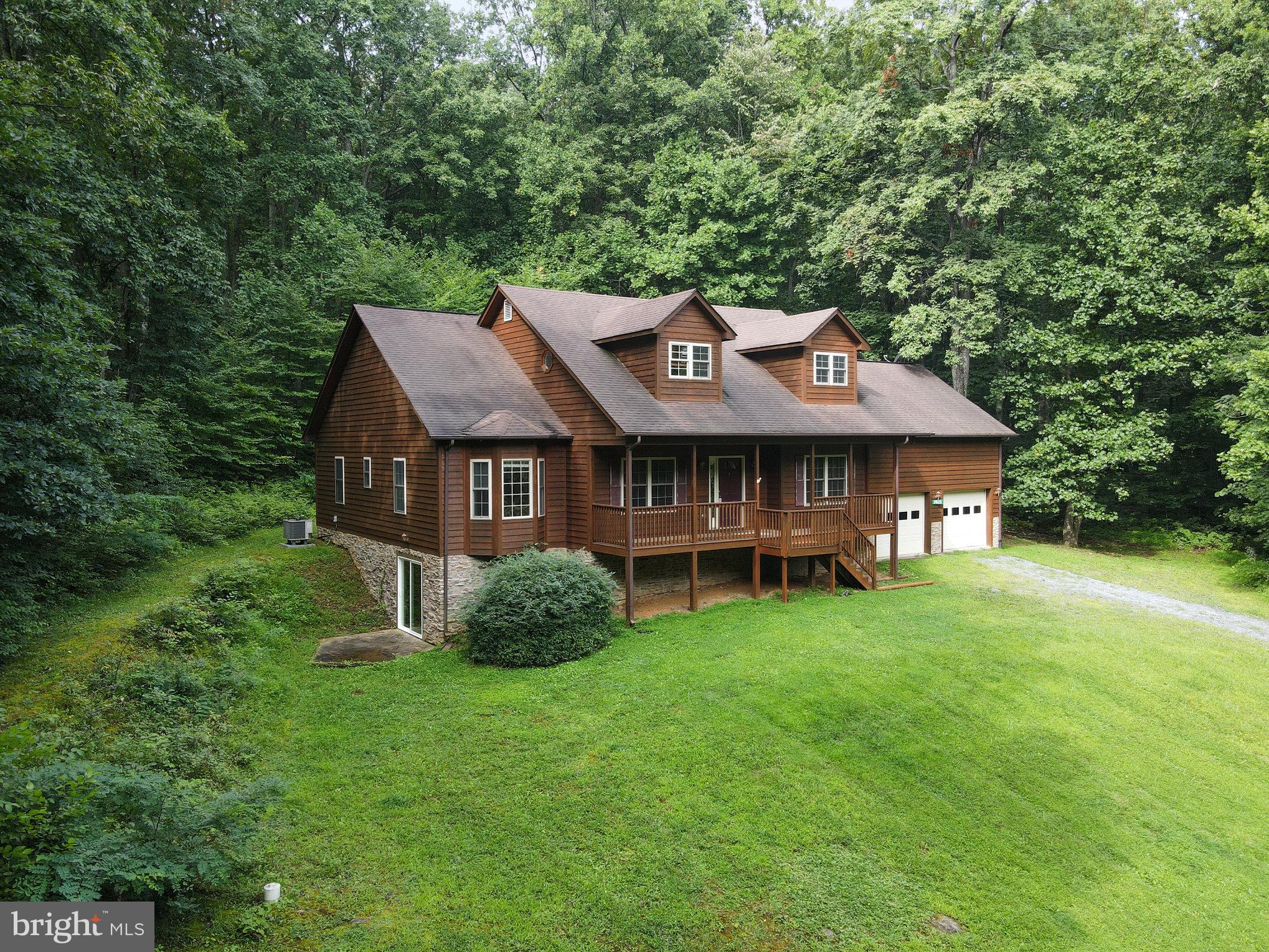 MOSBY MOUNTAIN ESTATES - Residential