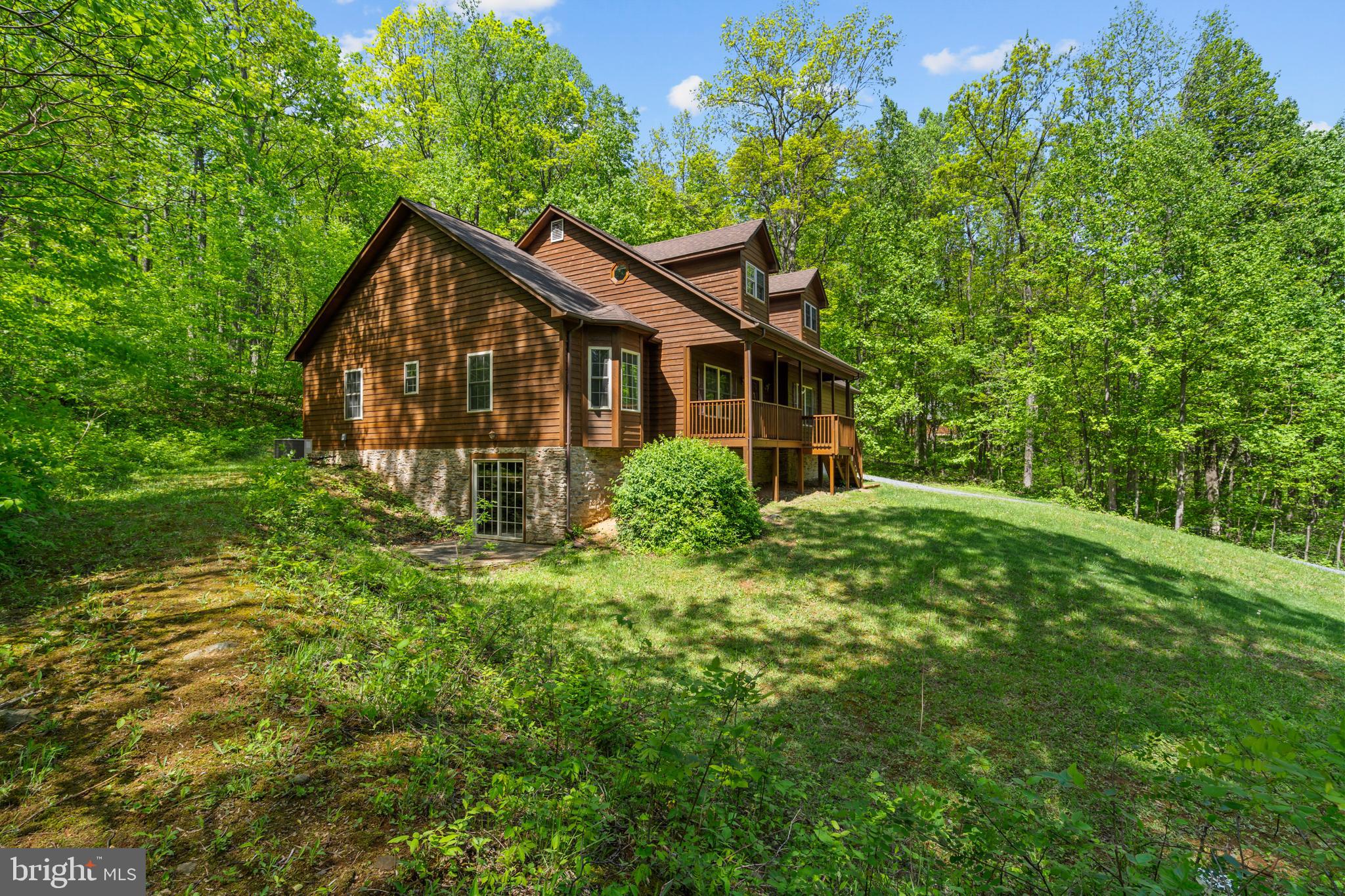 MOSBY MOUNTAIN ESTATES - Residential