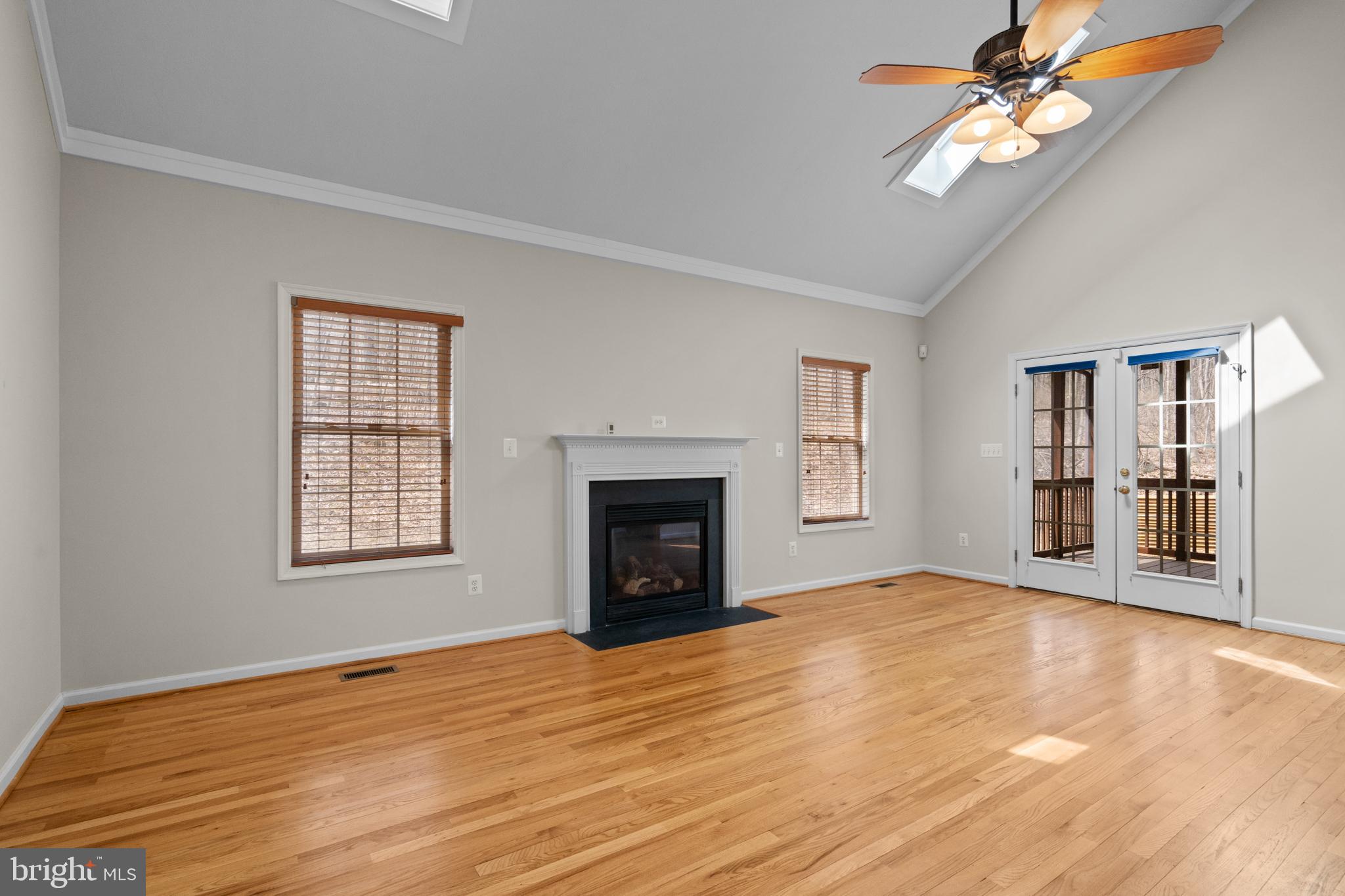 MOSBY MOUNTAIN ESTATES - Residential