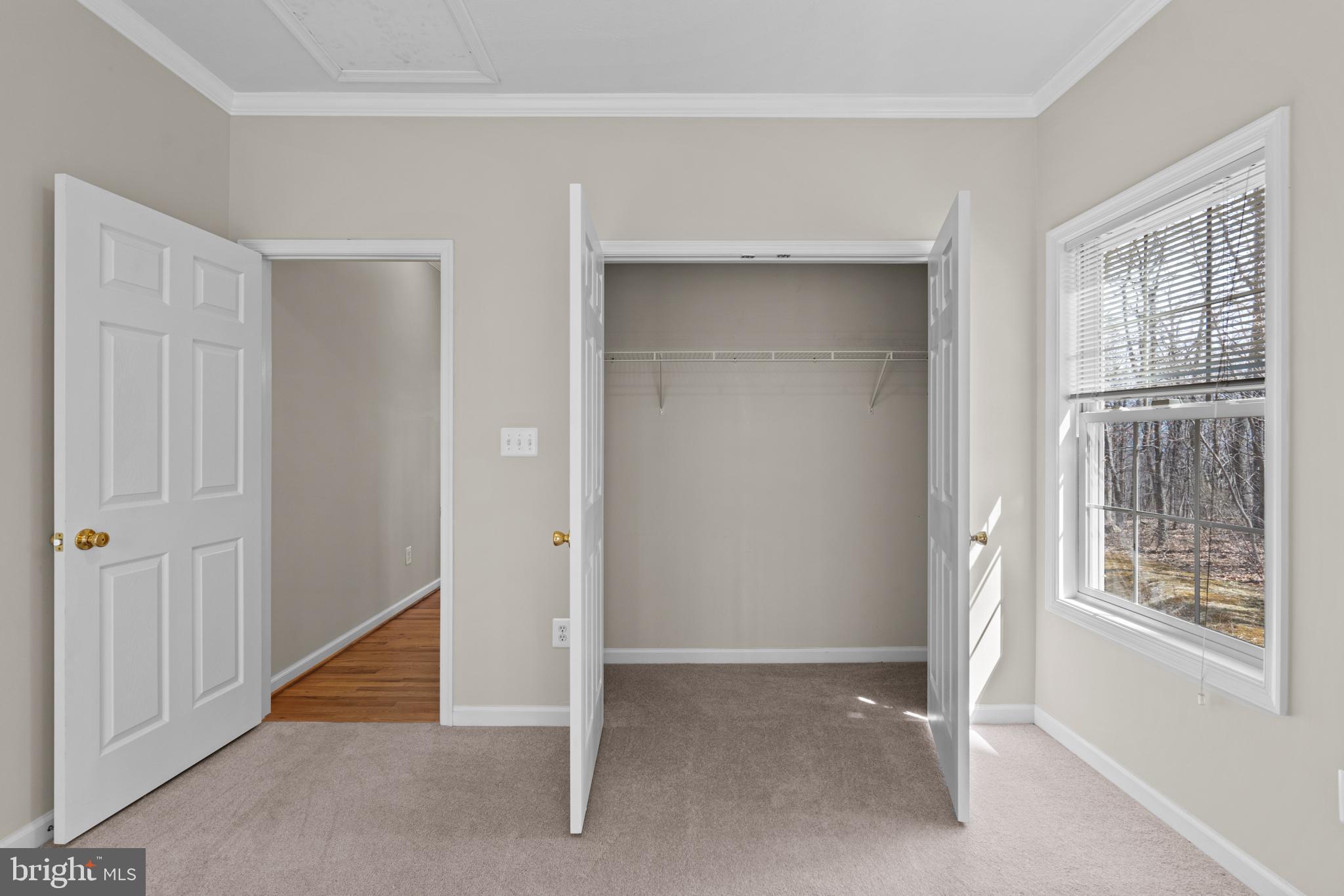 MOSBY MOUNTAIN ESTATES - Residential