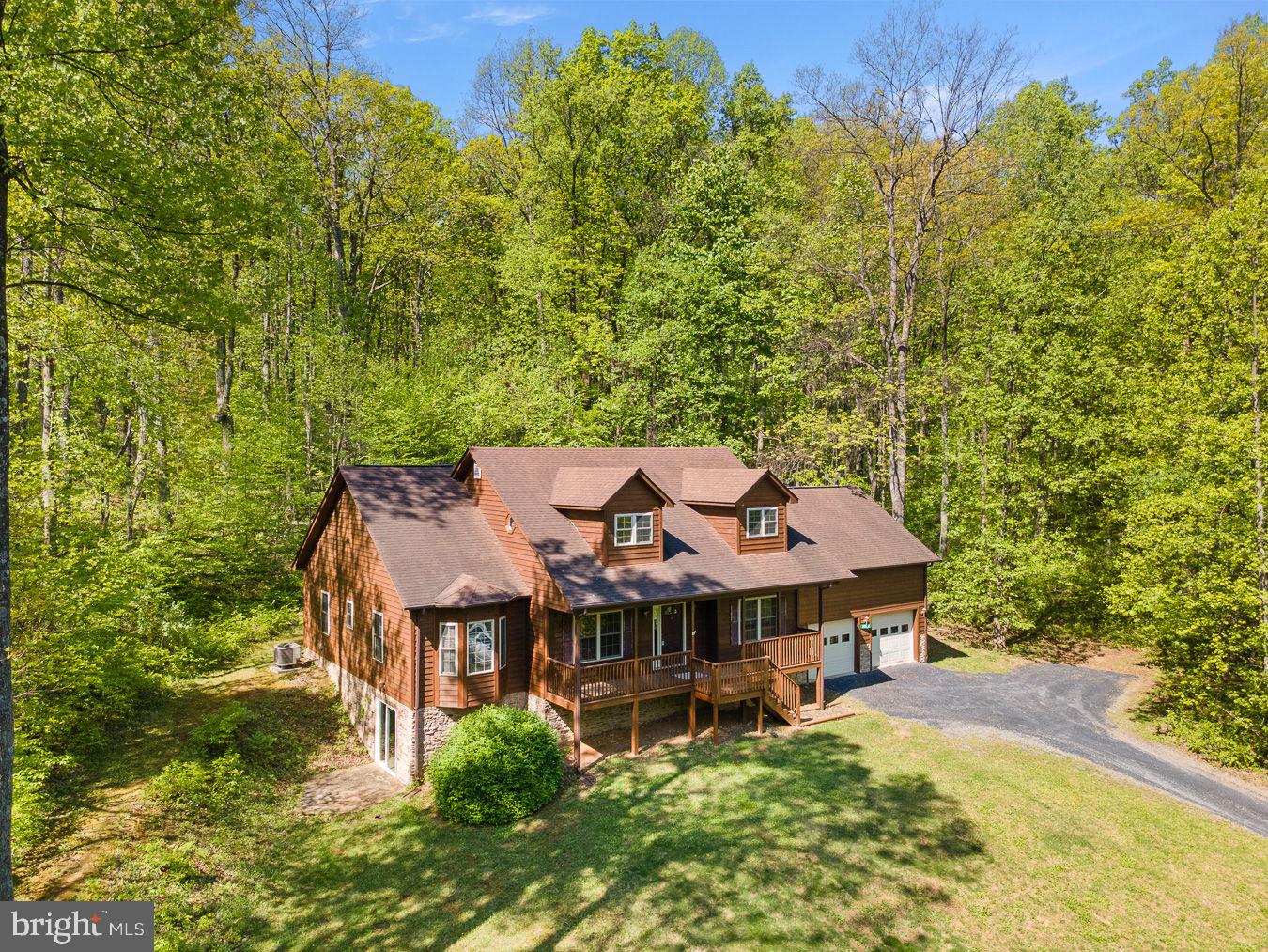 MOSBY MOUNTAIN ESTATES - Residential