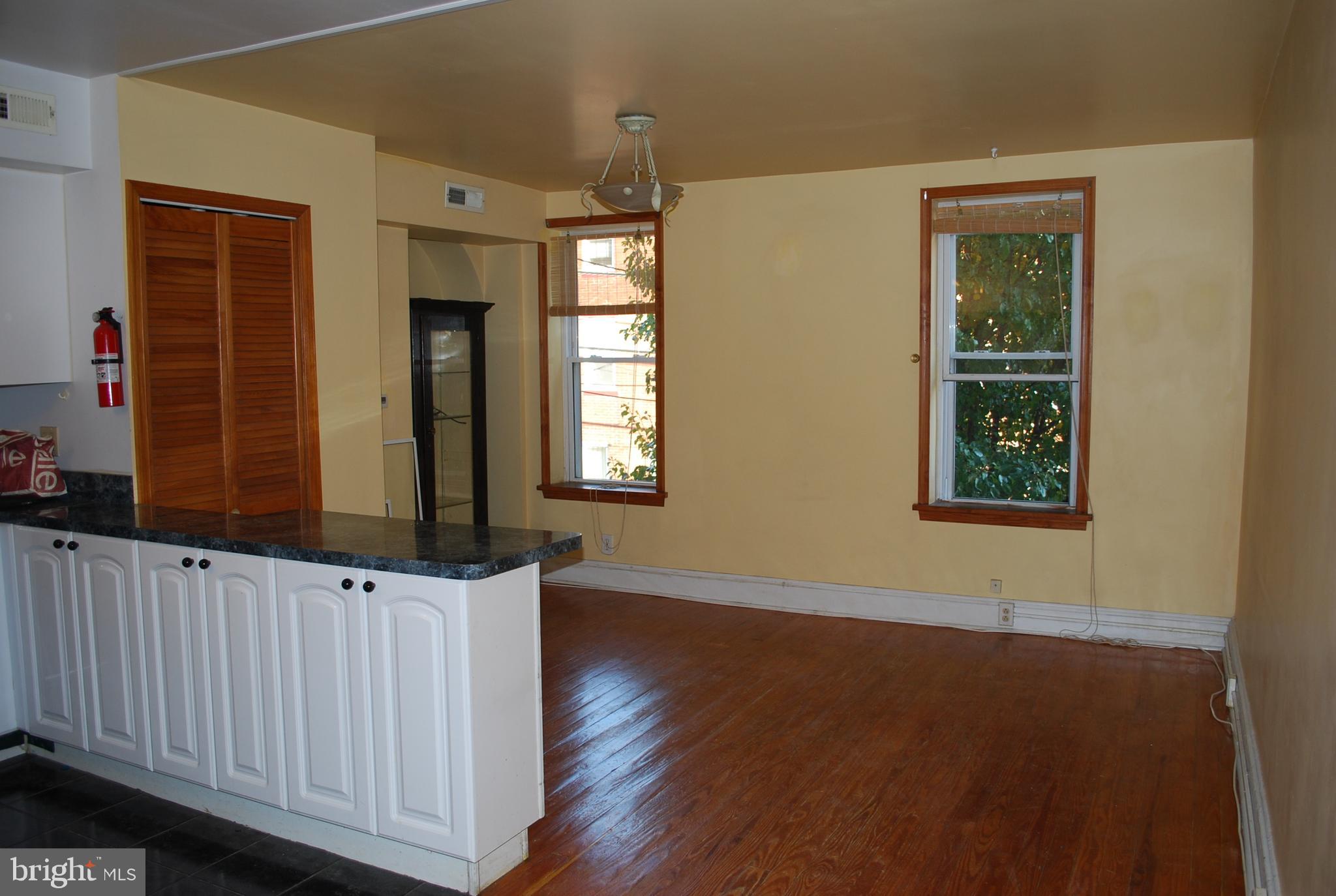 GRADUATE HOSPITAL - Residential Lease