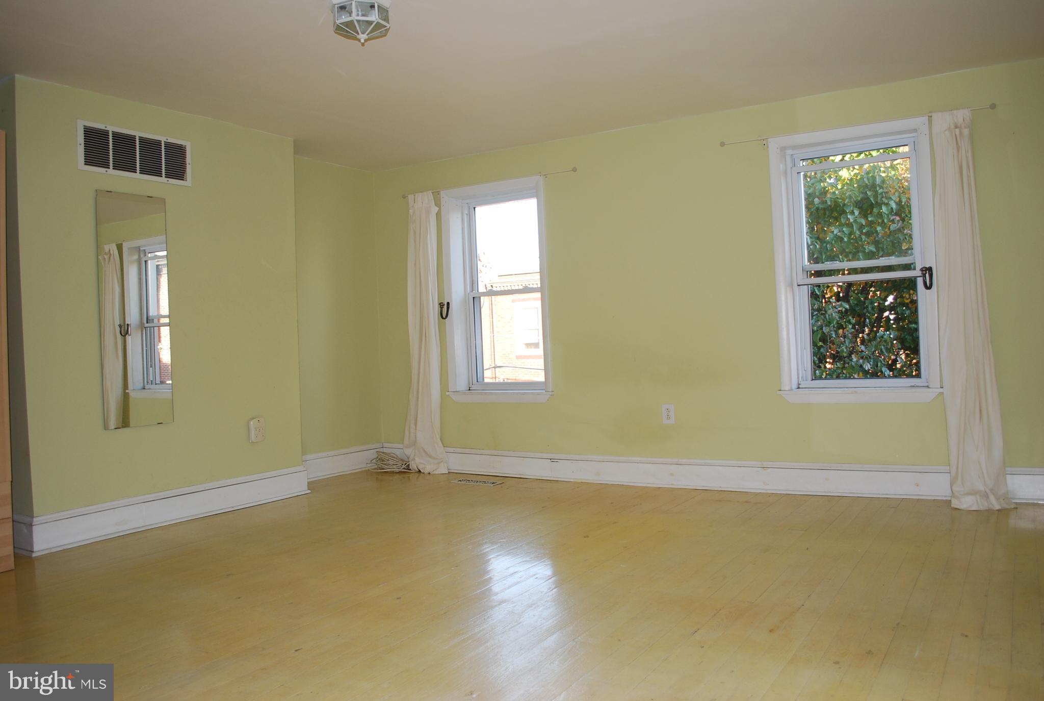 GRADUATE HOSPITAL - Residential Lease